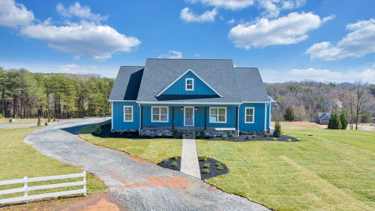 27 Smokehouse RD - Photo 2