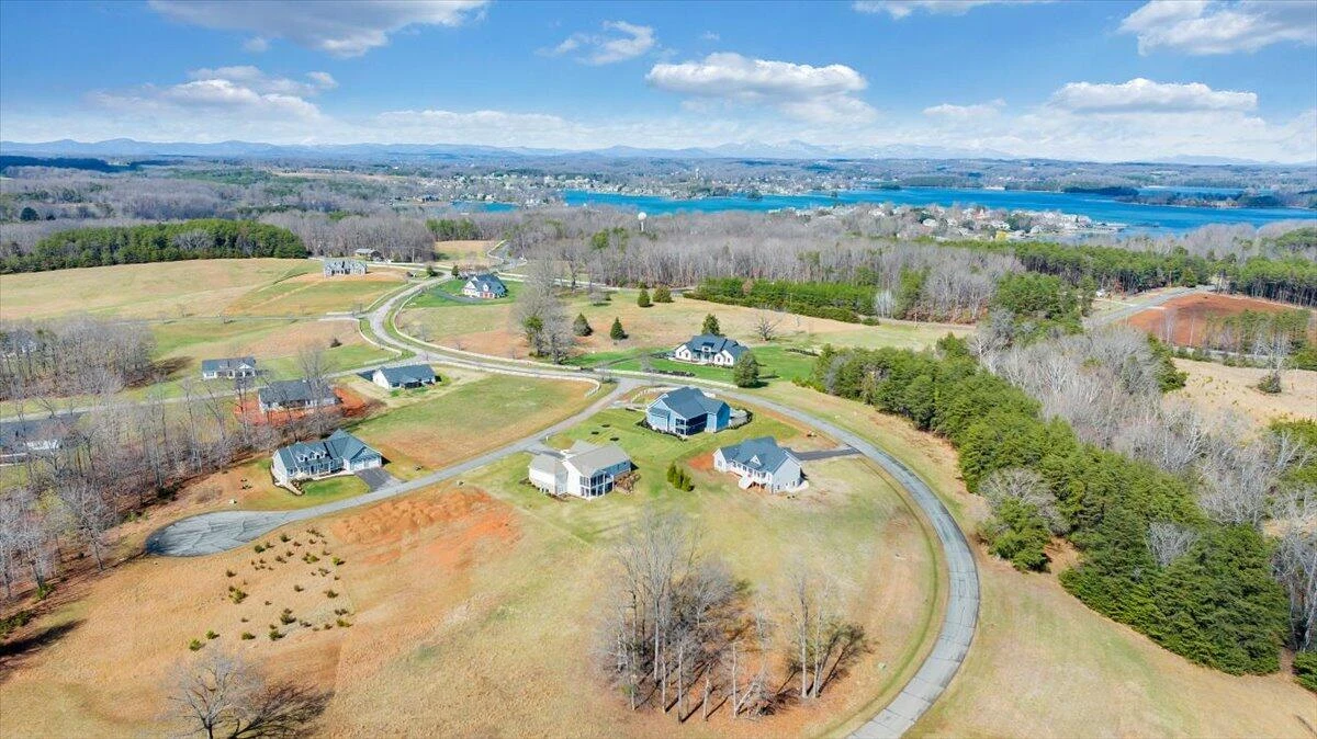 27 Smokehouse RD - Photo 131