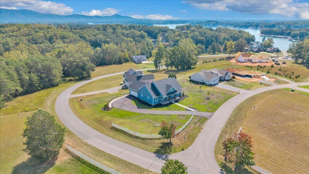 27 Smokehouse RD - Photo 2