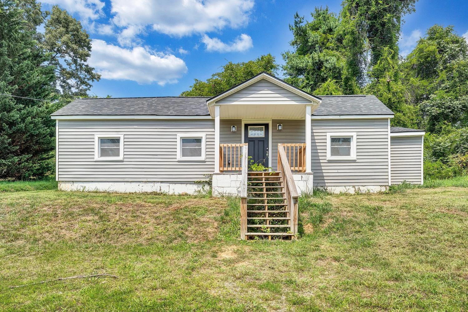 5109 NW Salem NW