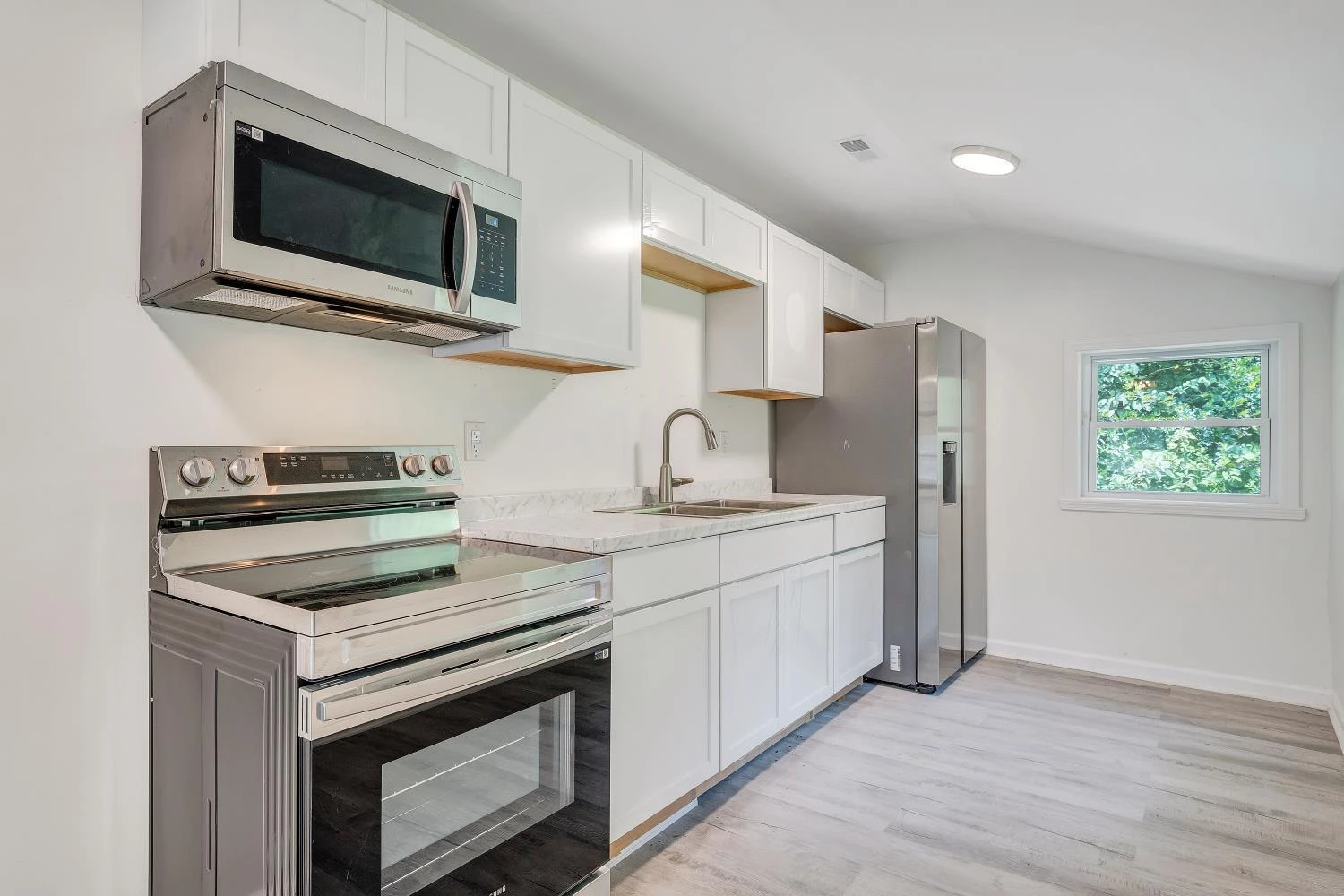 5109 NW Salem NW - Photo 7