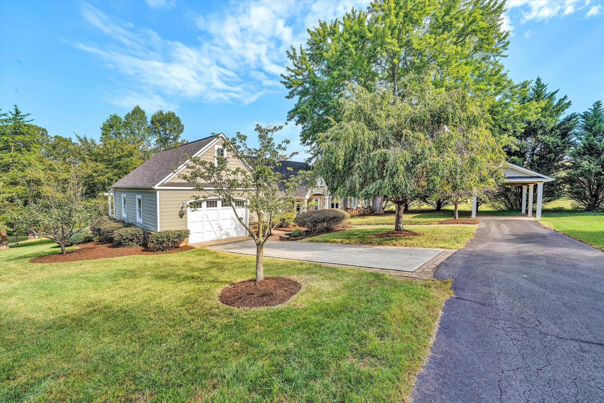 255 Plantation DR - Photo 3