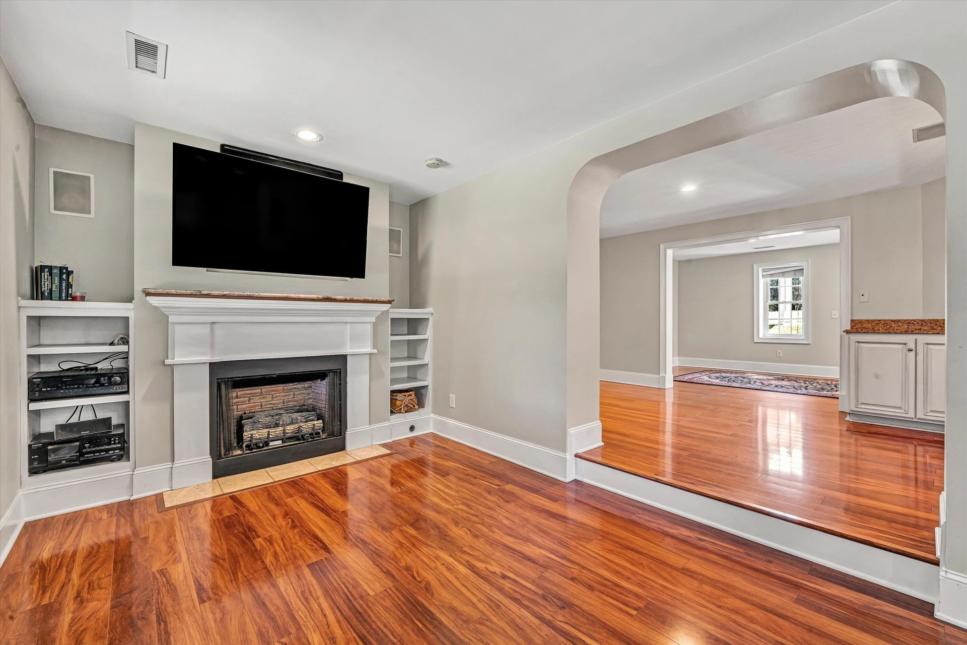 255 Plantation DR - Photo 18