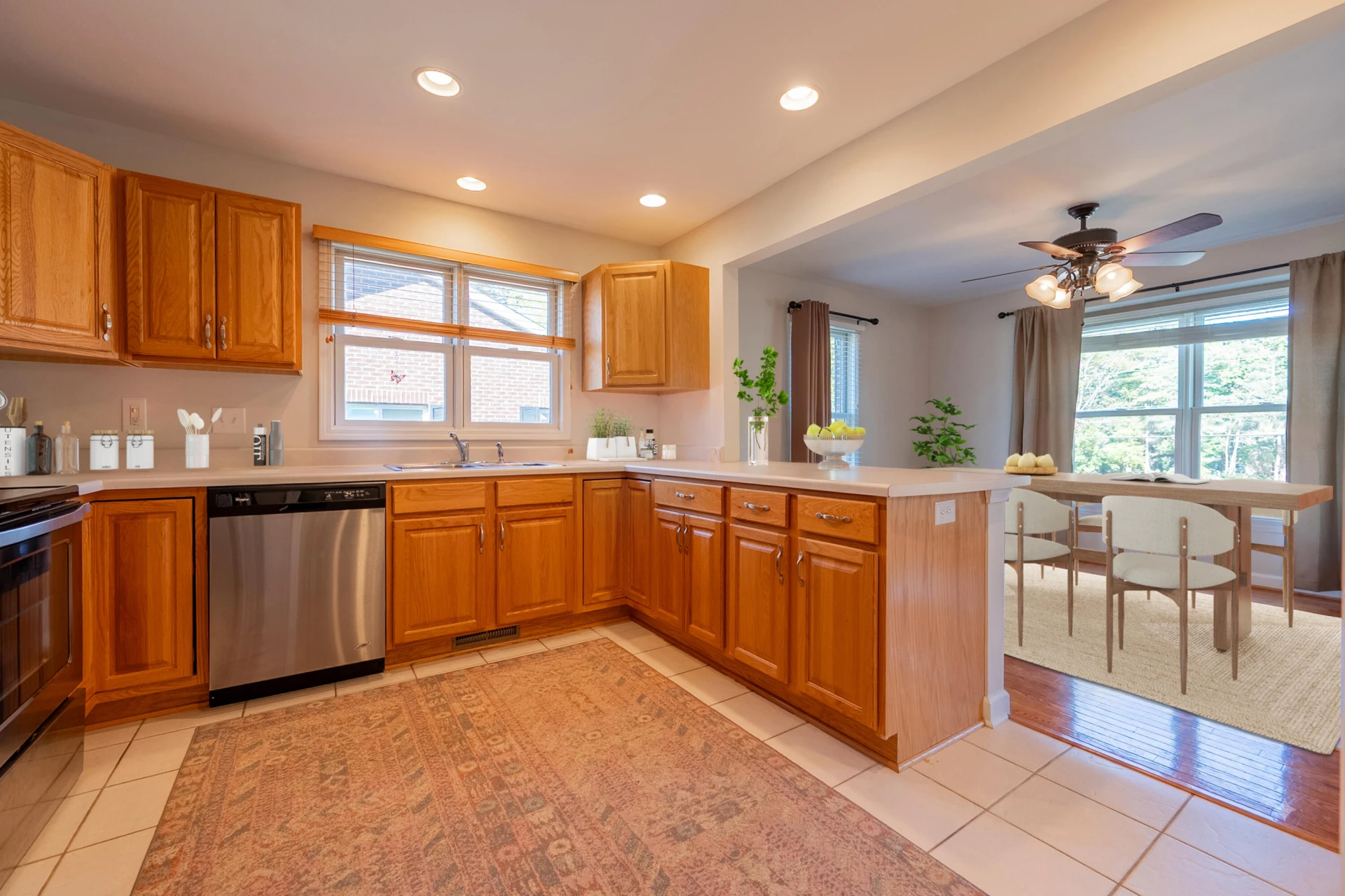 1005 Edwards LN - Photo 11