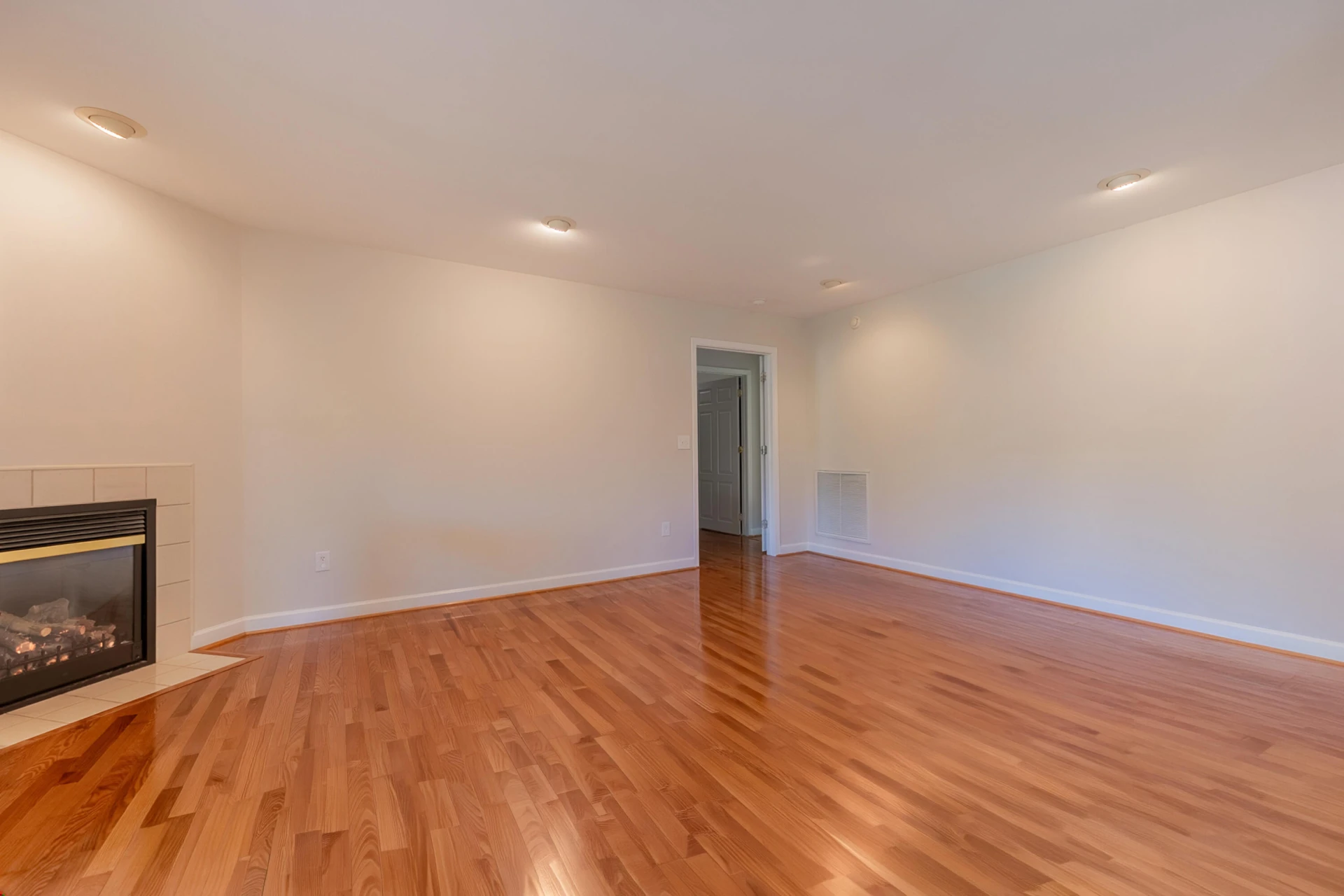 1005 Edwards LN - Photo 18