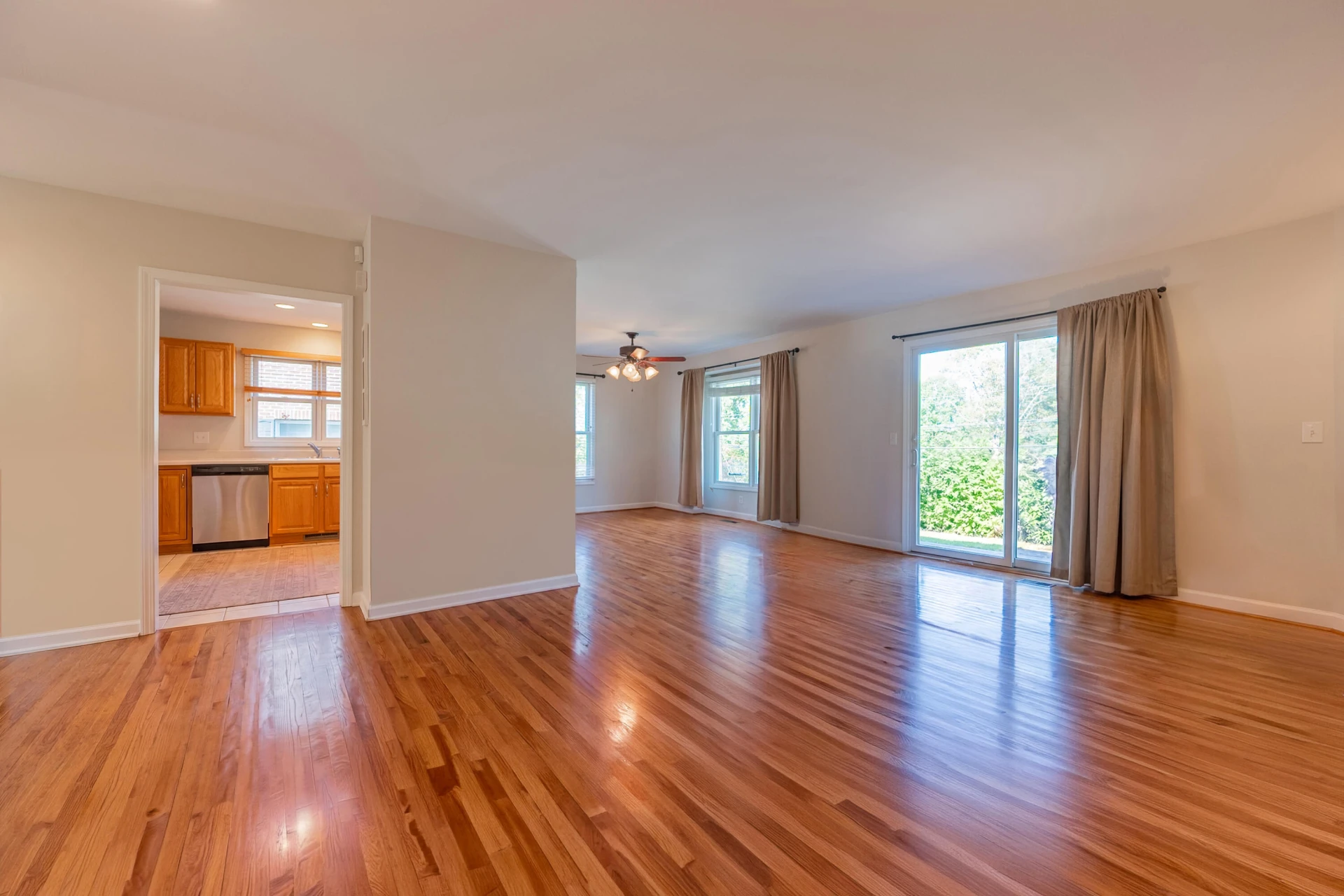 1005 Edwards LN - Photo 20