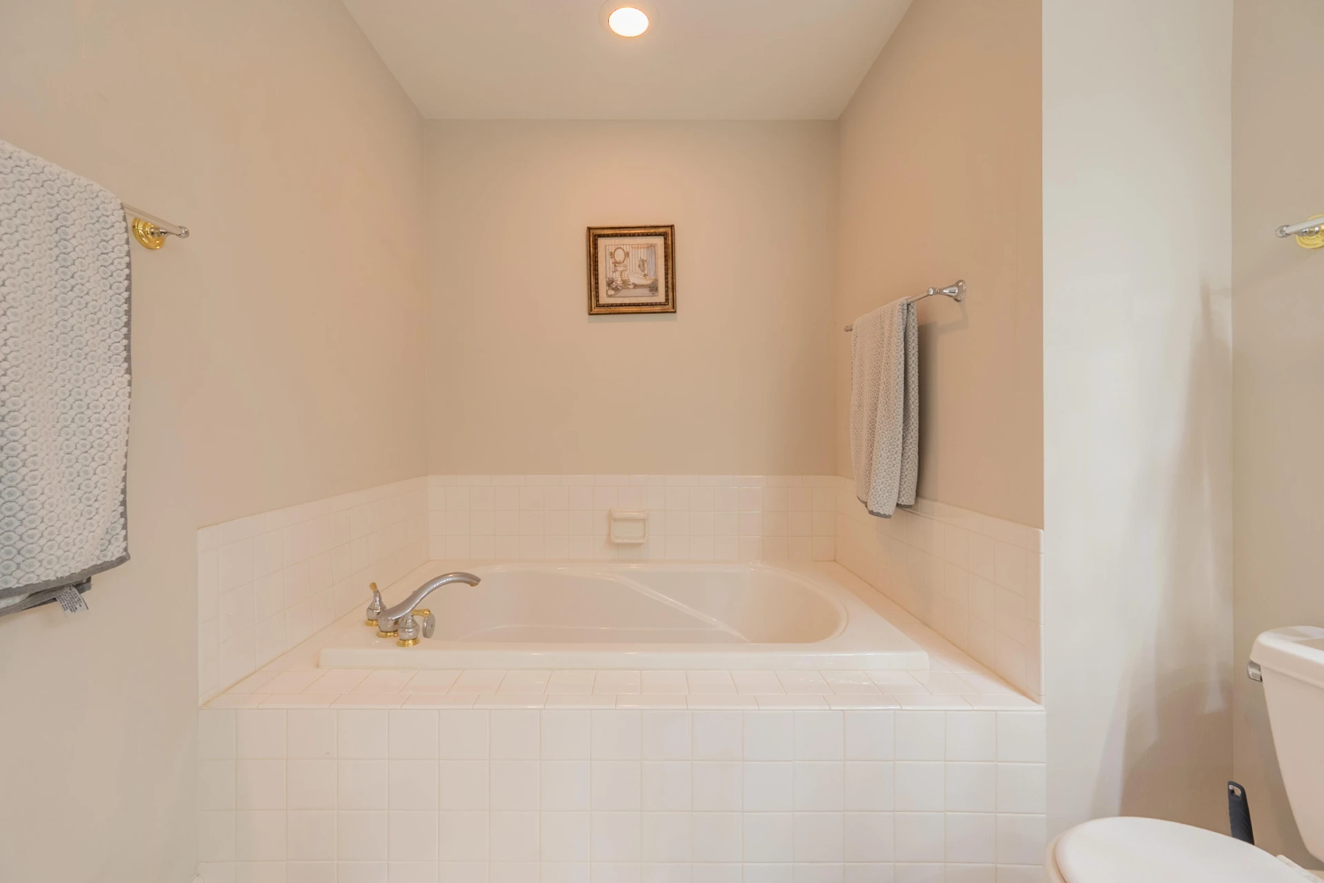 1005 Edwards LN - Photo 29
