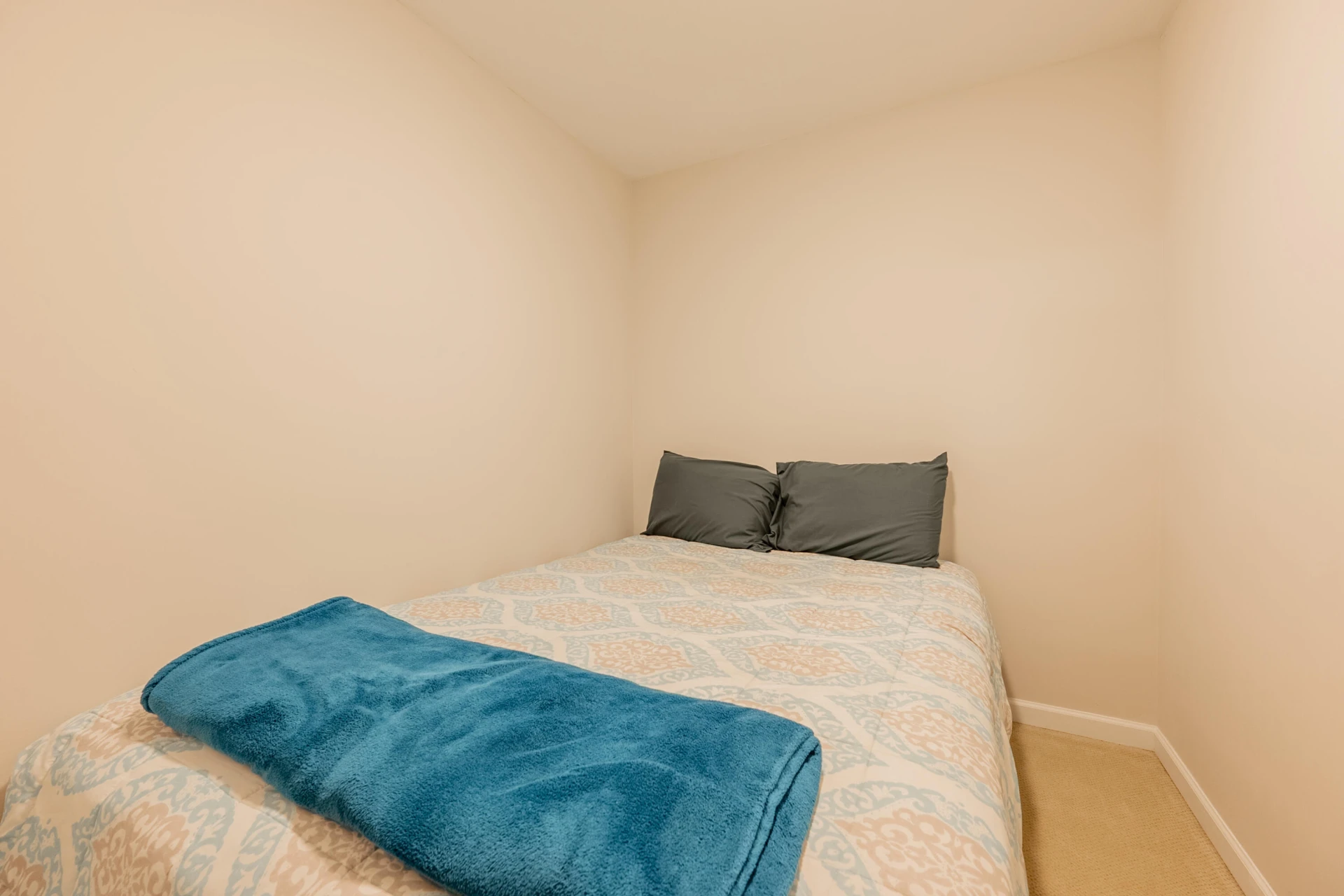 1005 Edwards LN - Photo 64