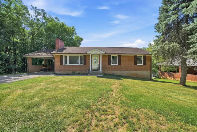 1400 Kathryn LN