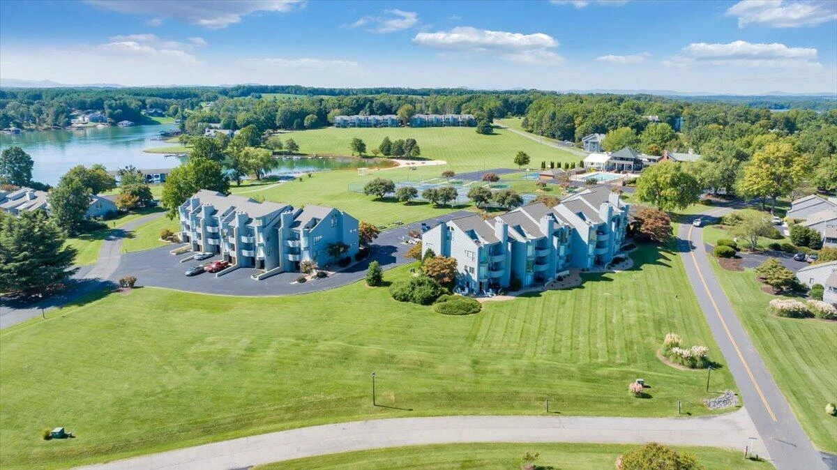 70 Clubhouse Towers CIR #609 - Photo 42