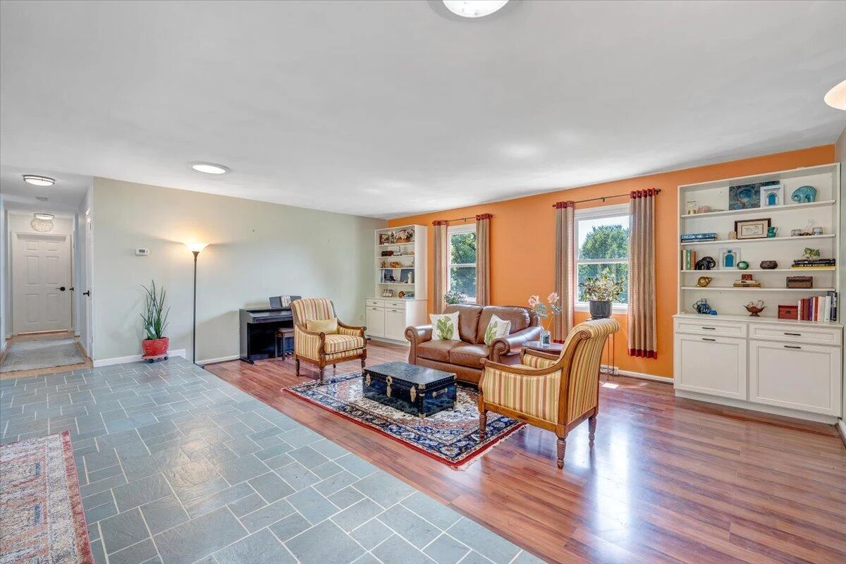 4800 Wade RD - Photo 10