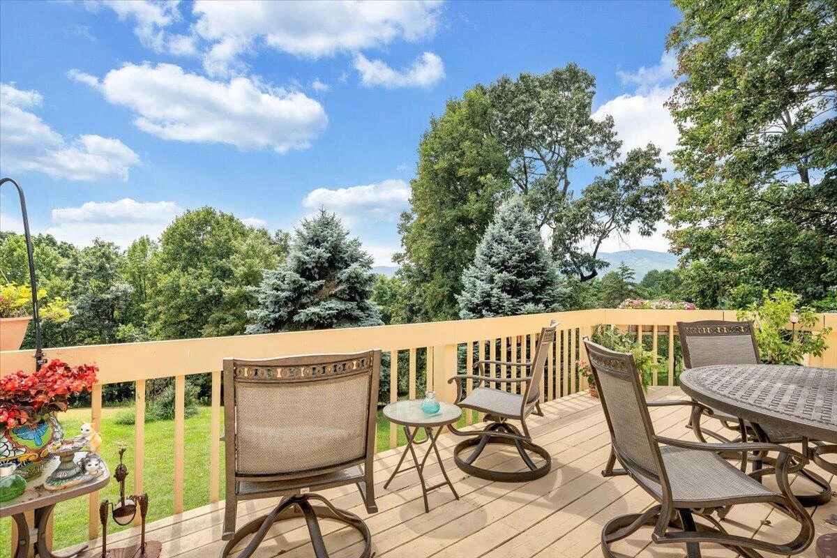 4800 Wade RD - Photo 70