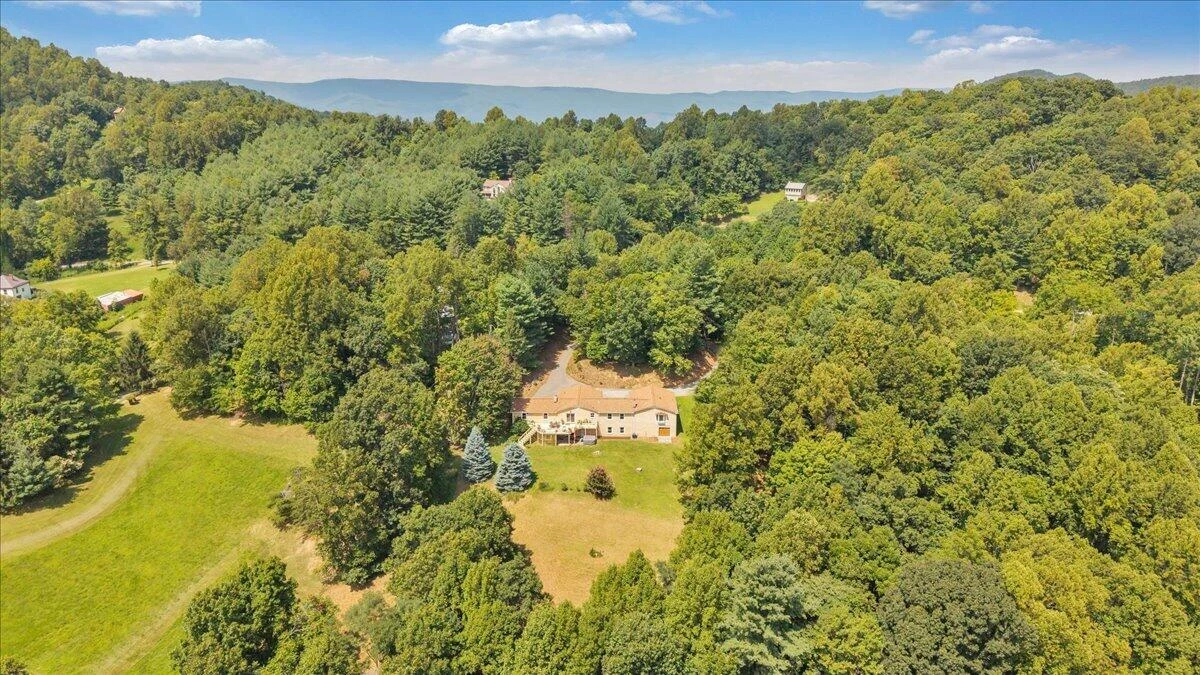 4800 Wade RD - Photo 81