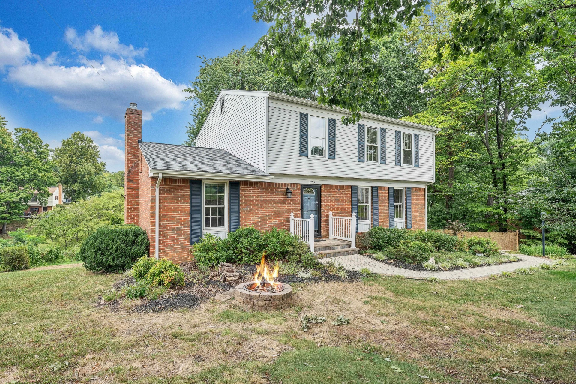 3755 Kentland DR - Photo 3