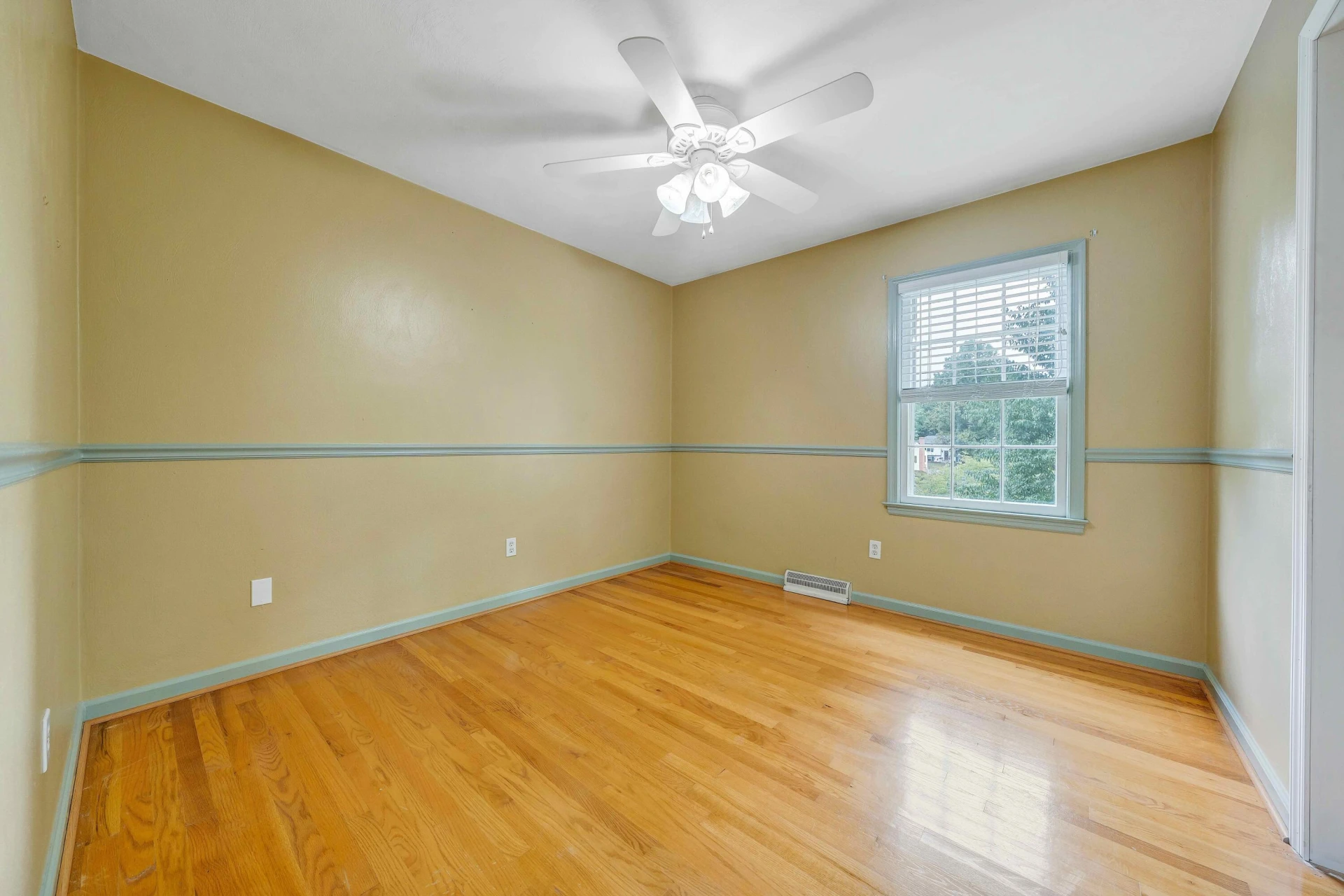 3755 Kentland DR - Photo 31
