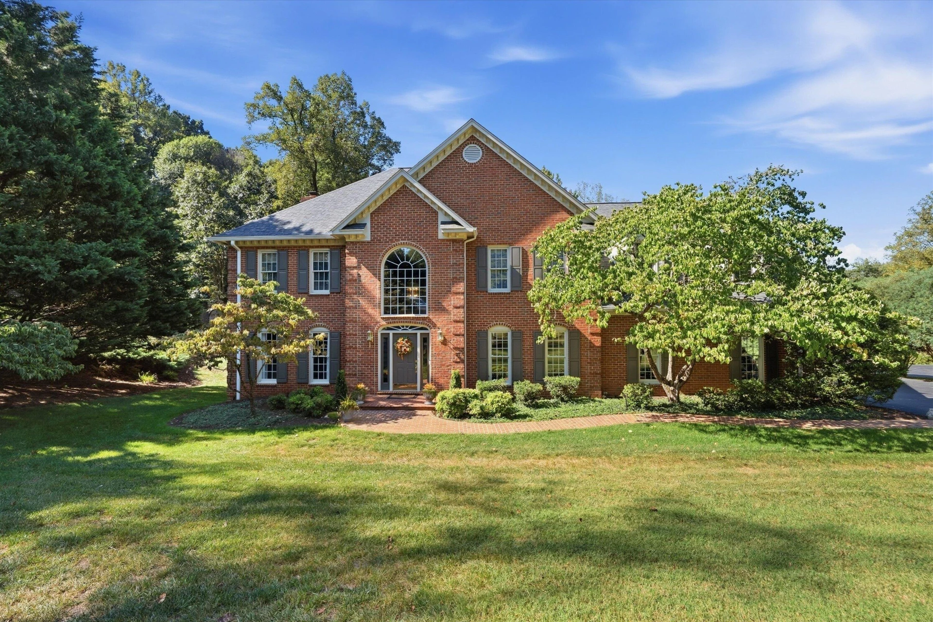 1538 Strawberry Mountain DR - Photo 4
