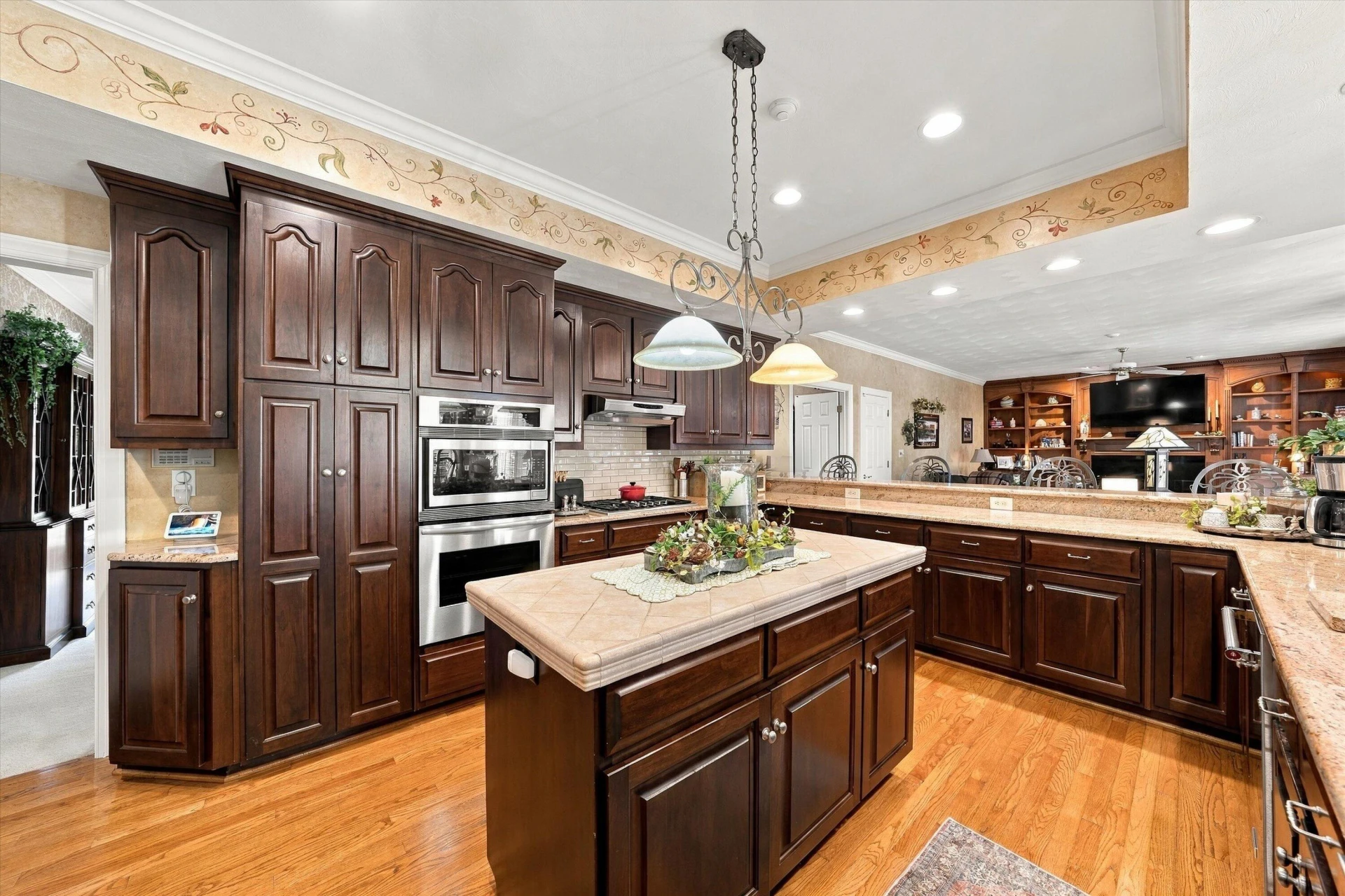 1538 Strawberry Mountain DR - Photo 17