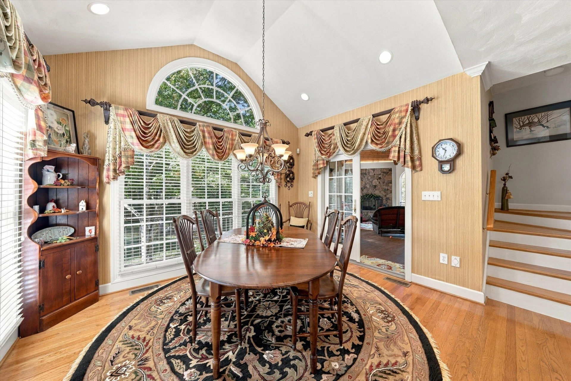 1538 Strawberry Mountain DR - Photo 22