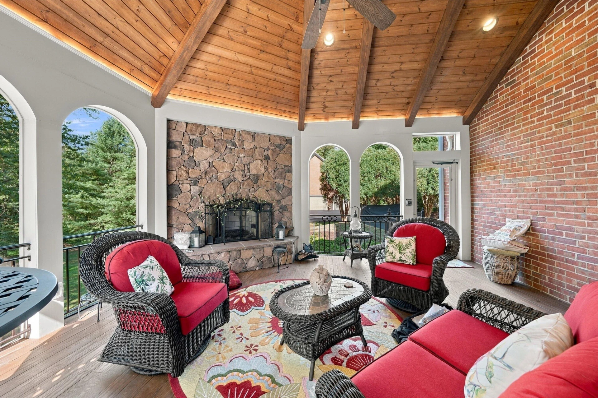 1538 Strawberry Mountain DR - Photo 23