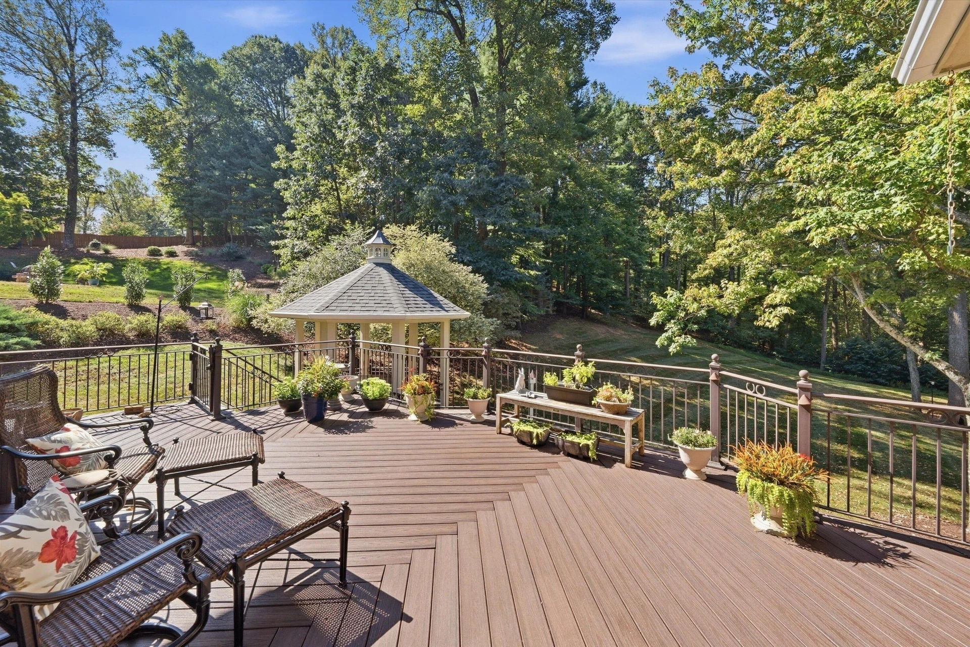 1538 Strawberry Mountain DR - Photo 26