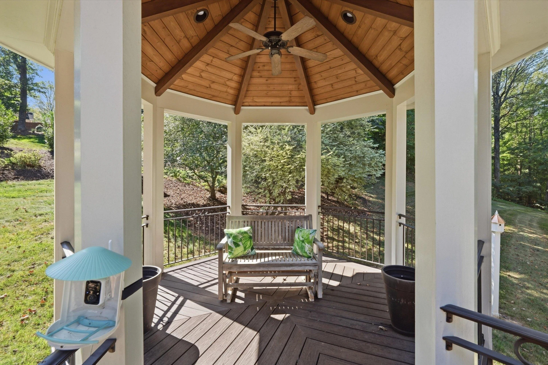 1538 Strawberry Mountain DR - Photo 30