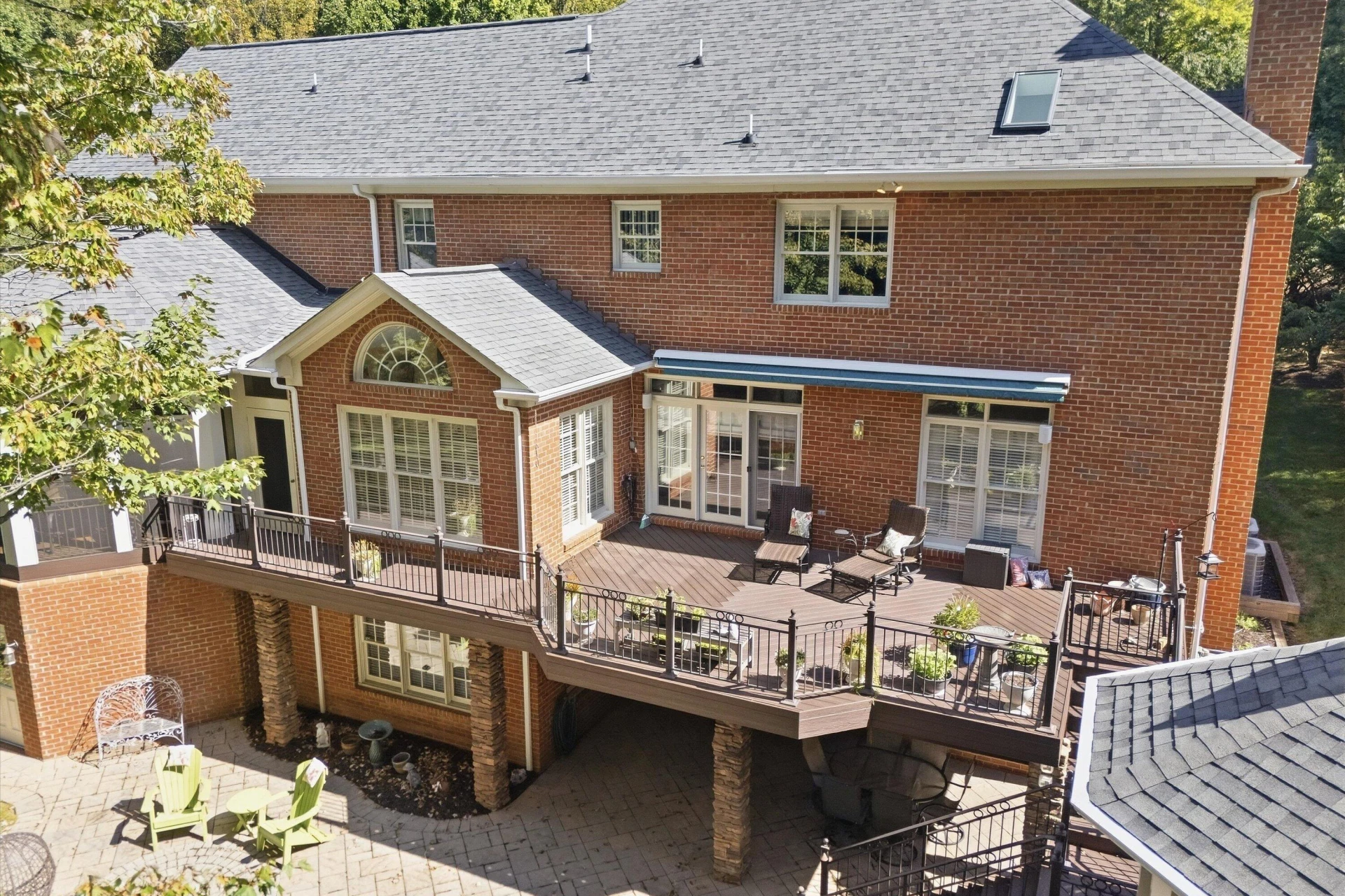 1538 Strawberry Mountain DR - Photo 32