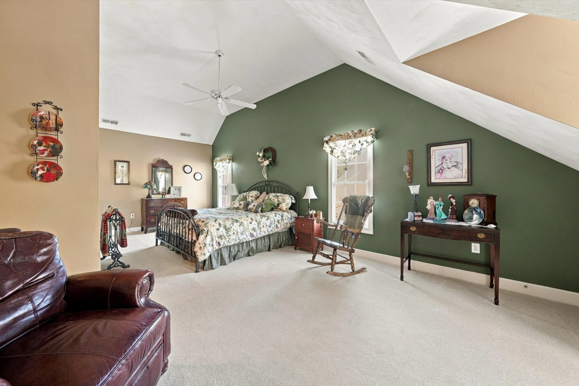 1538 Strawberry Mountain DR - Photo 44