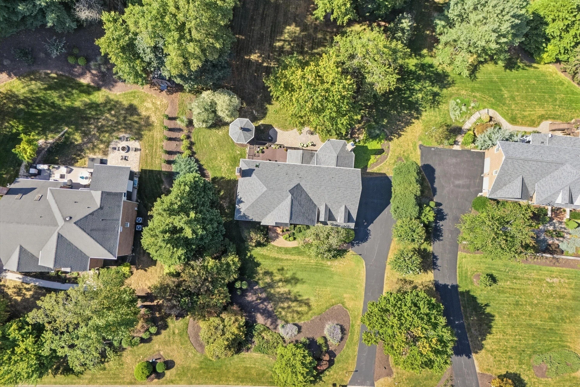 1538 Strawberry Mountain DR - Photo 68