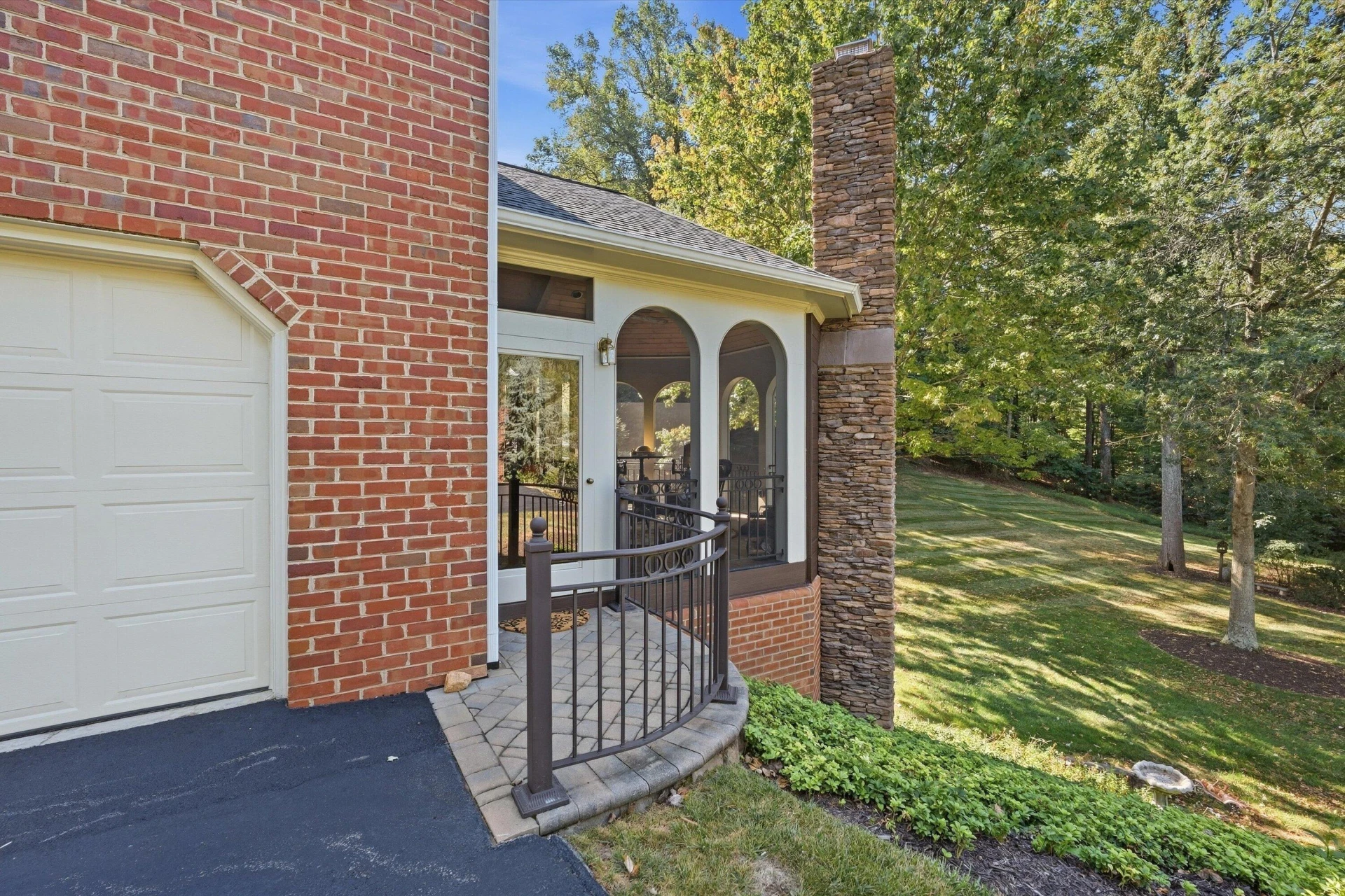 1538 Strawberry Mountain DR - Photo 71