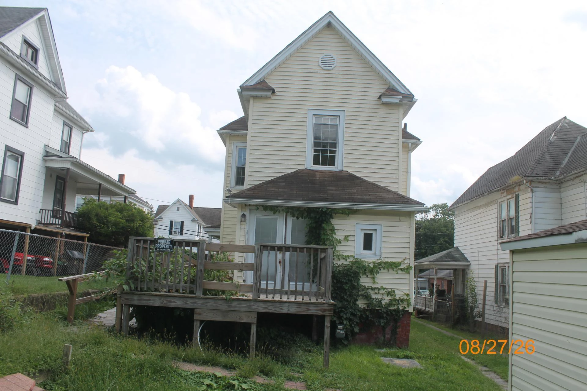 314 E Hawthorne ST - Photo 3