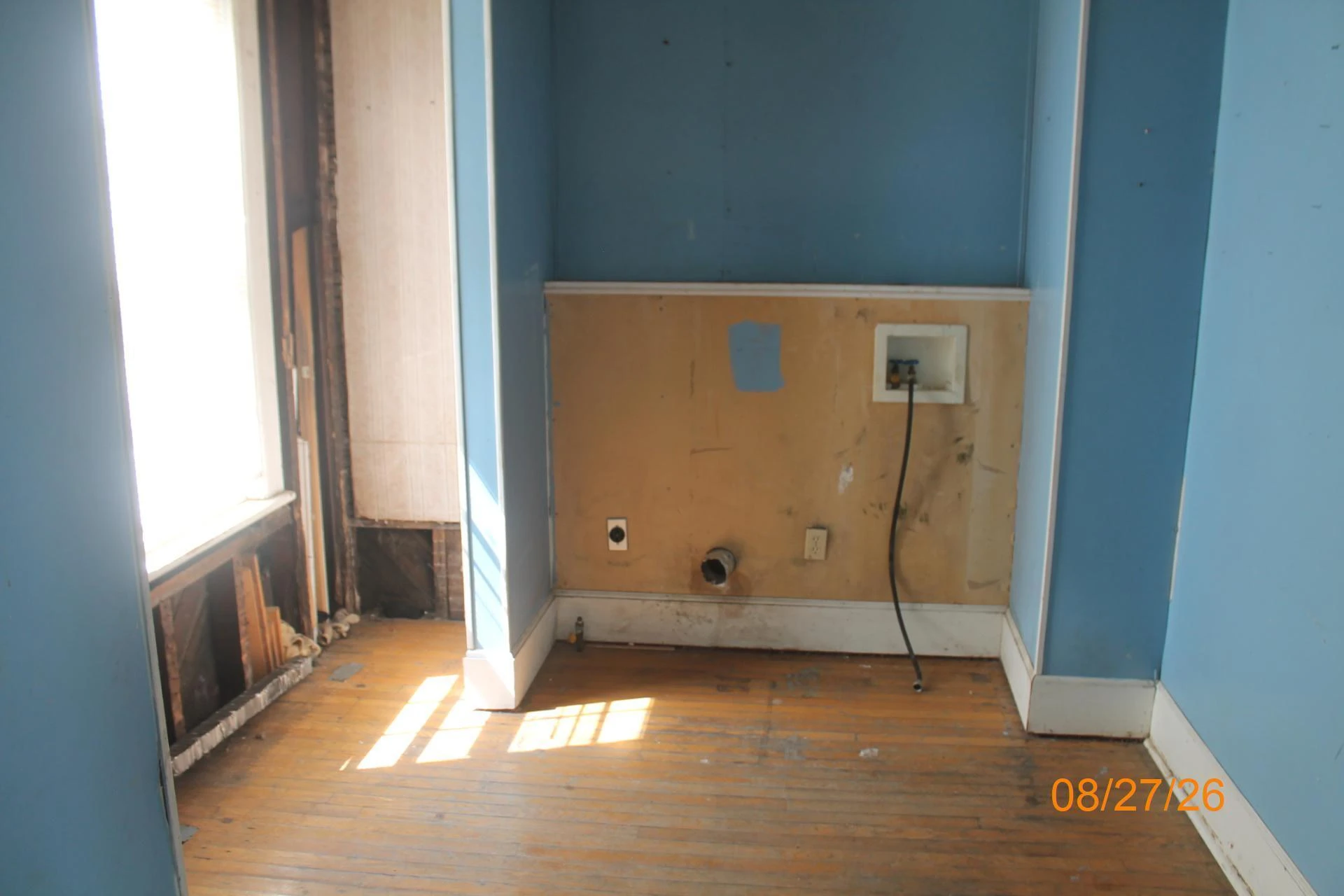 314 E Hawthorne ST - Photo 13