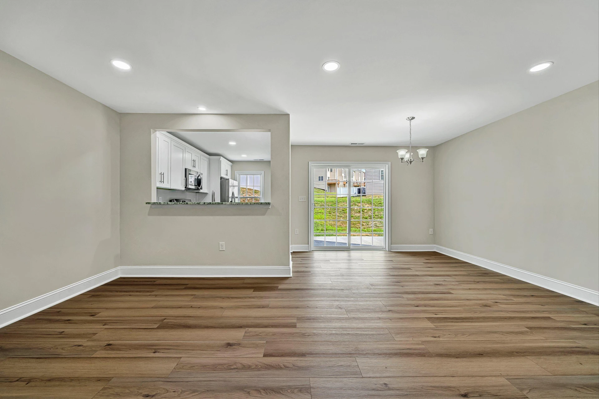 6635 Village Green DR - Photo 9