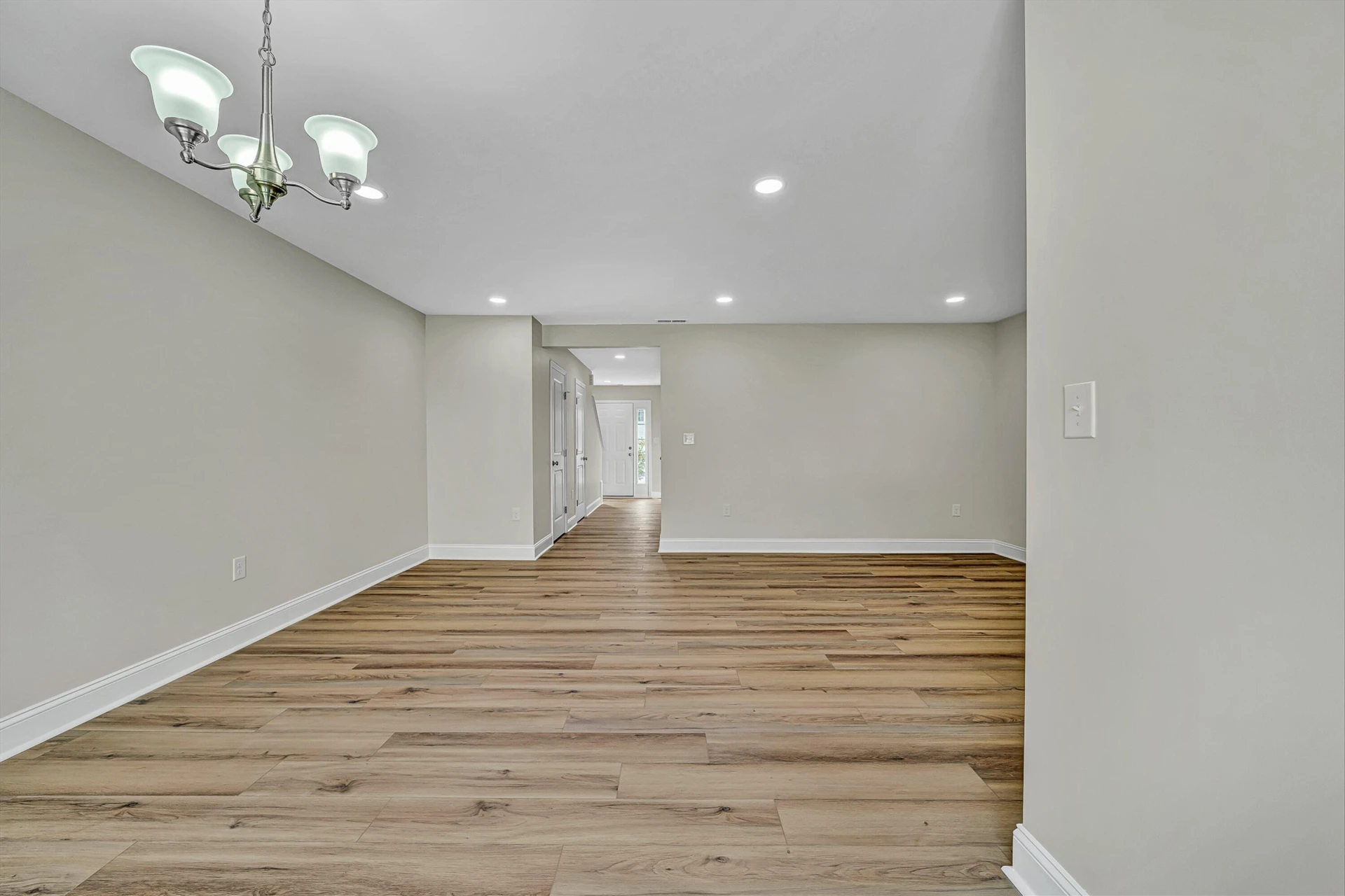 6635 Village Green DR - Photo 11