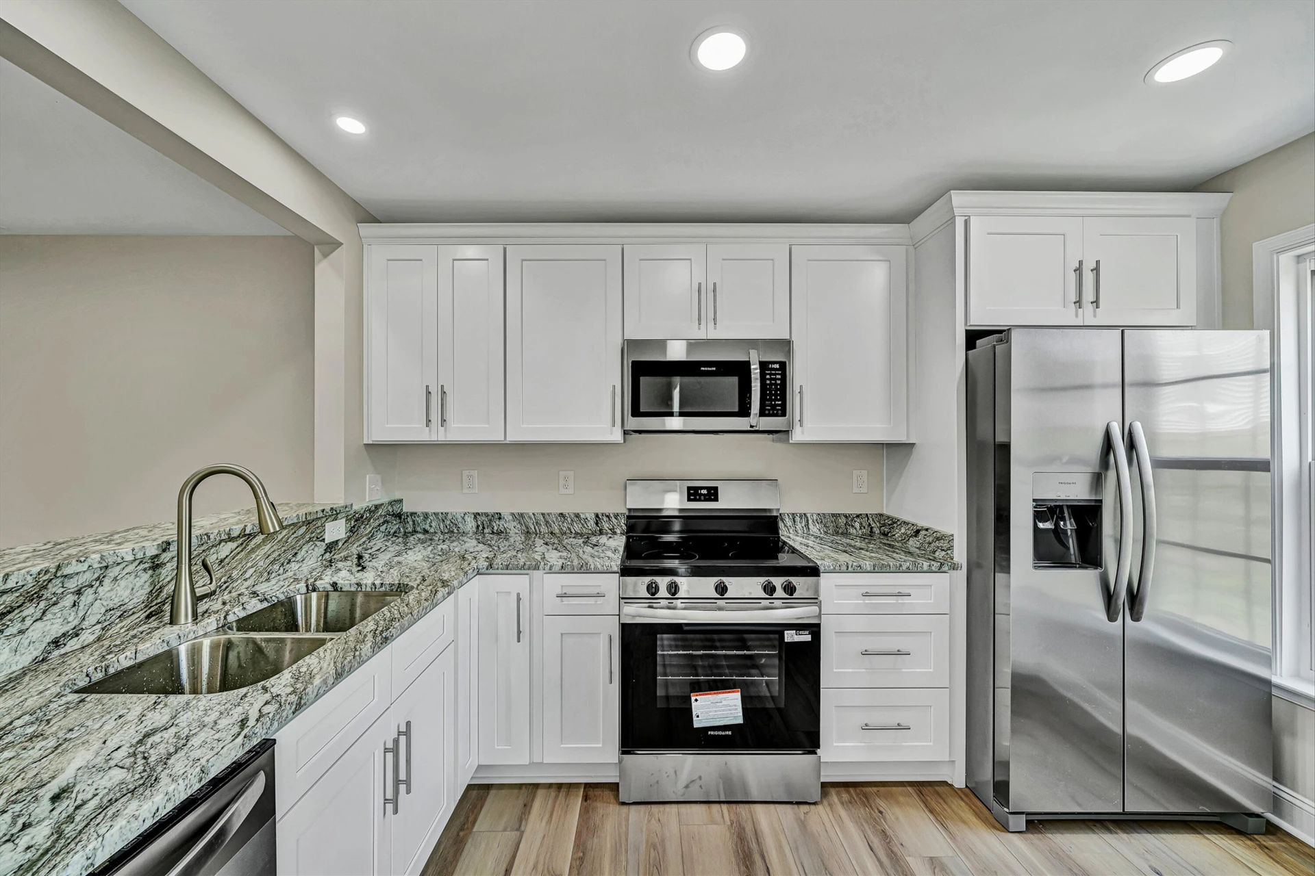 6635 Village Green DR - Photo 12