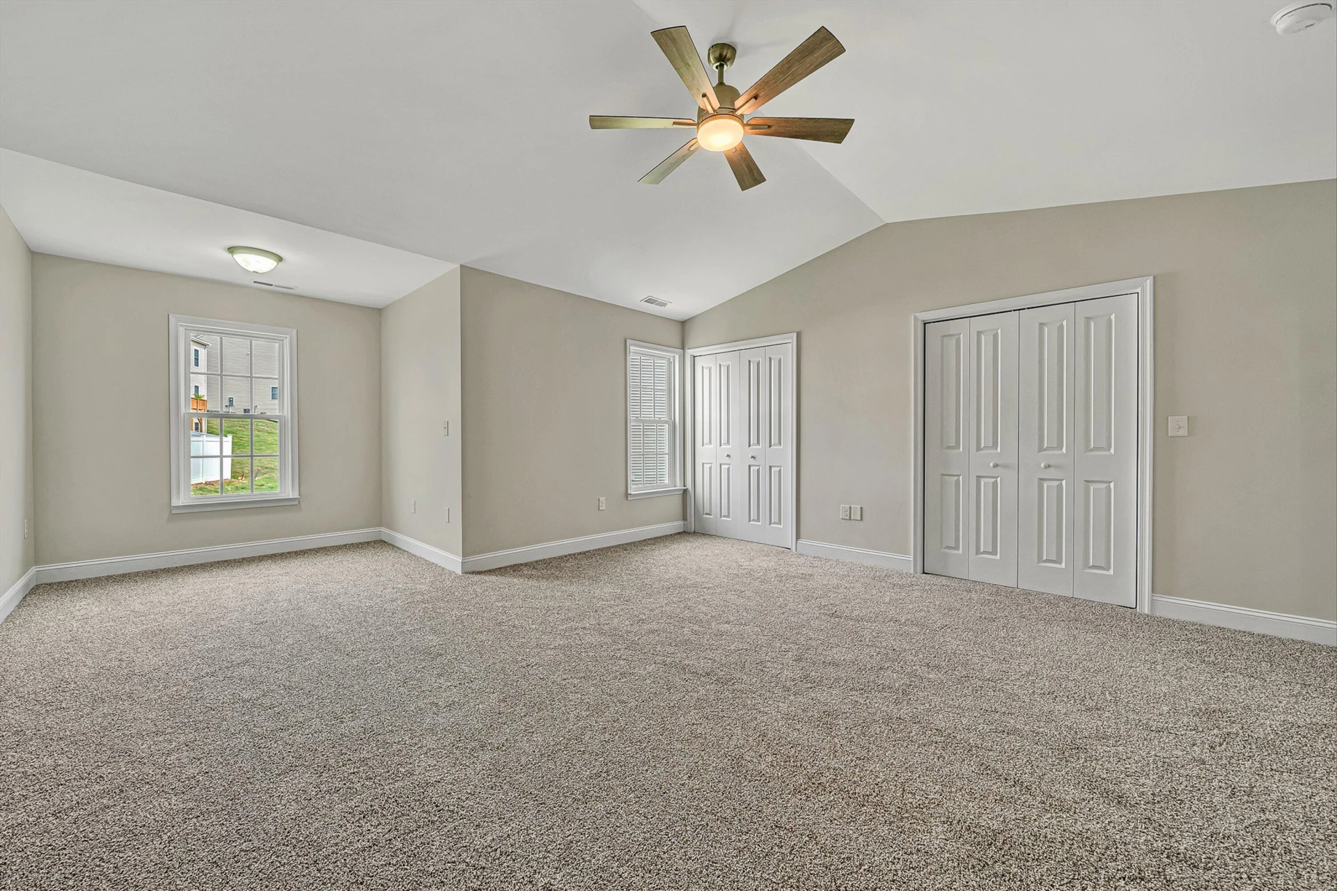 6635 Village Green DR - Photo 21
