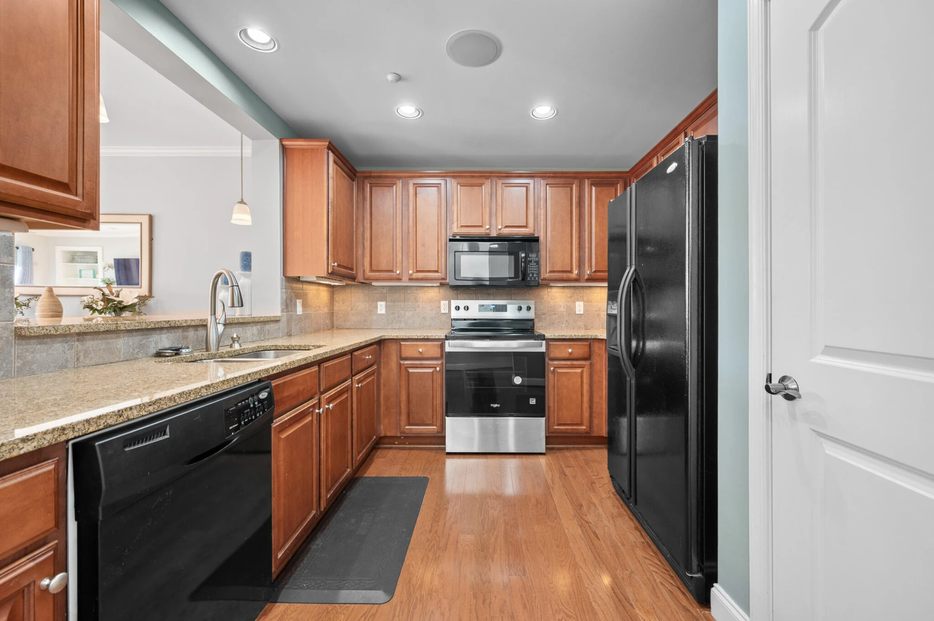 100 Bridgewater Pointe PL #UNIT 102 - Photo 7