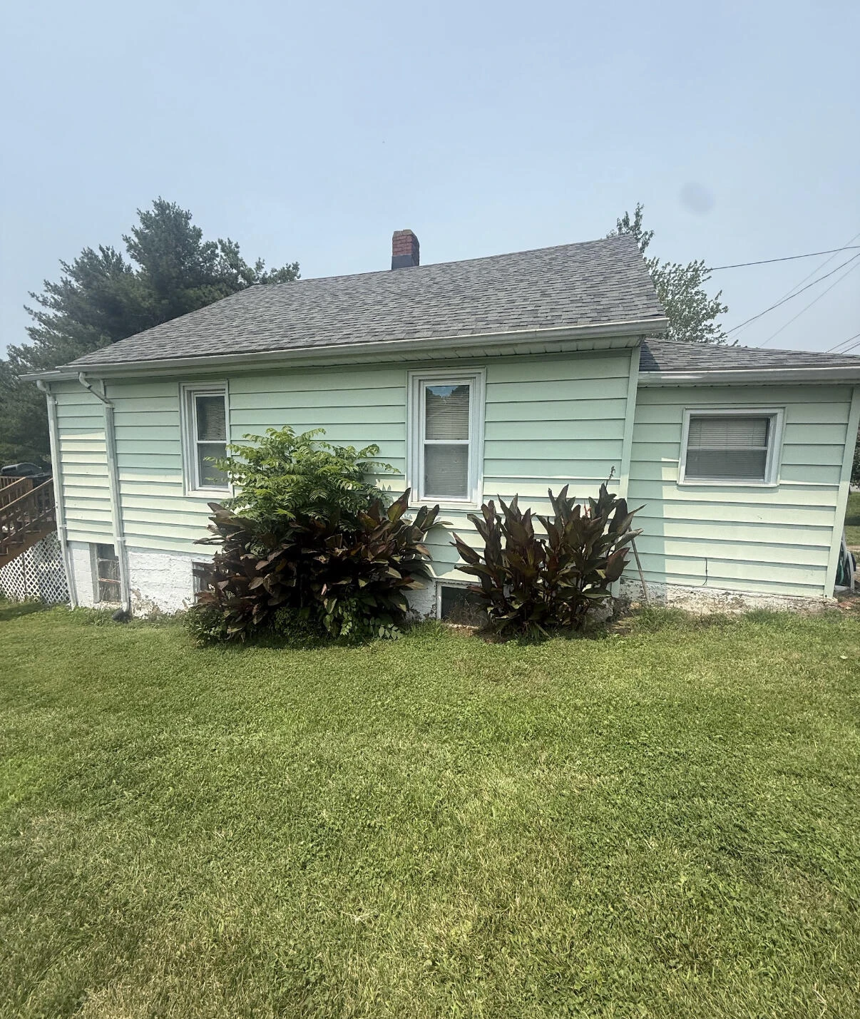 221 Craig AVE - Photo 2