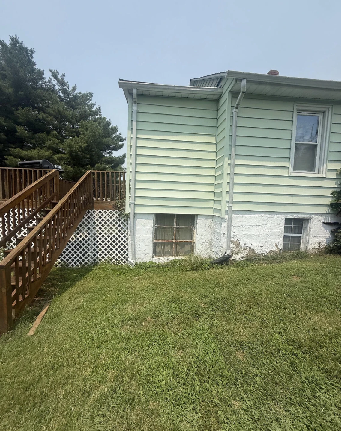 221 Craig AVE - Photo 3