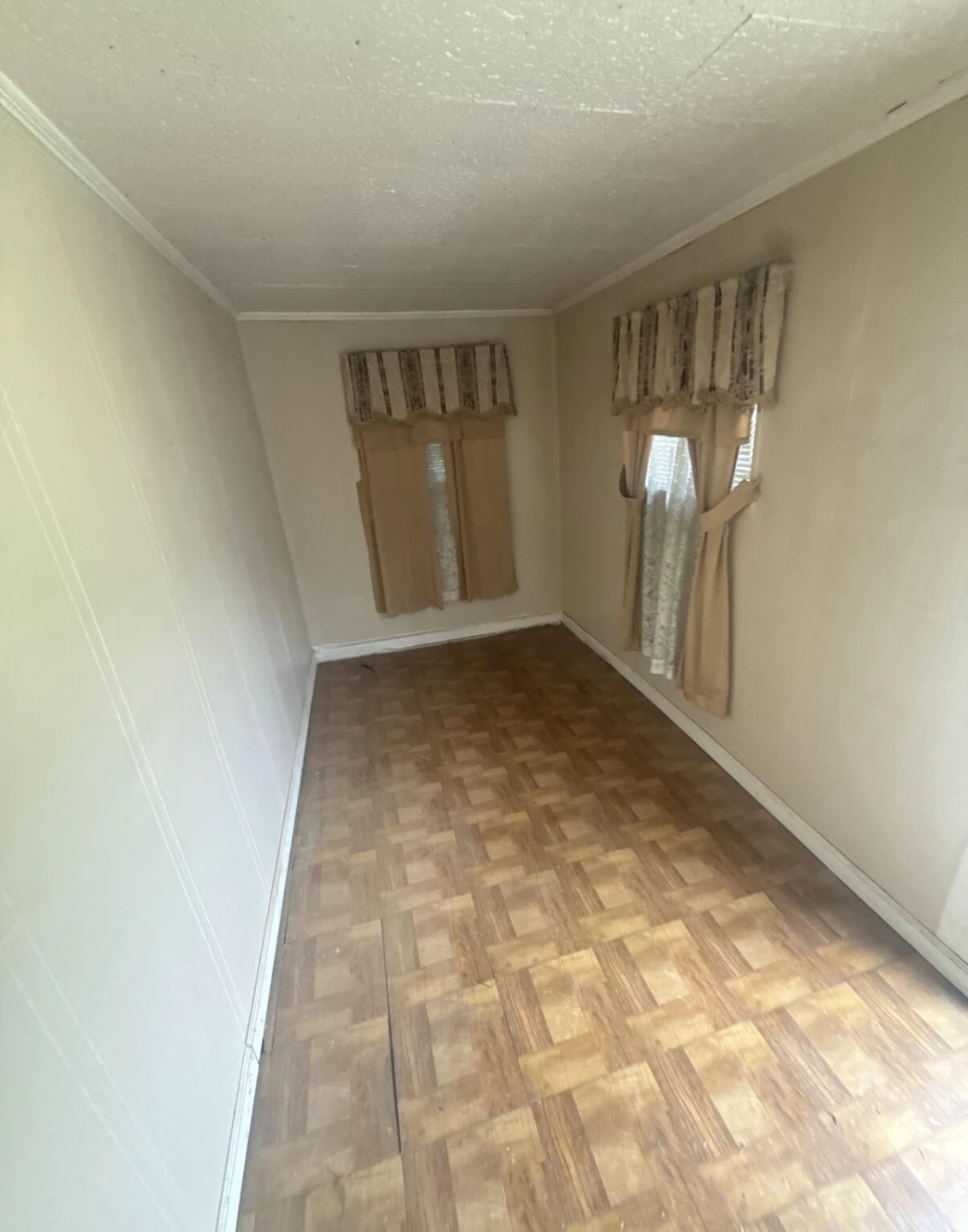 221 Craig AVE - Photo 5
