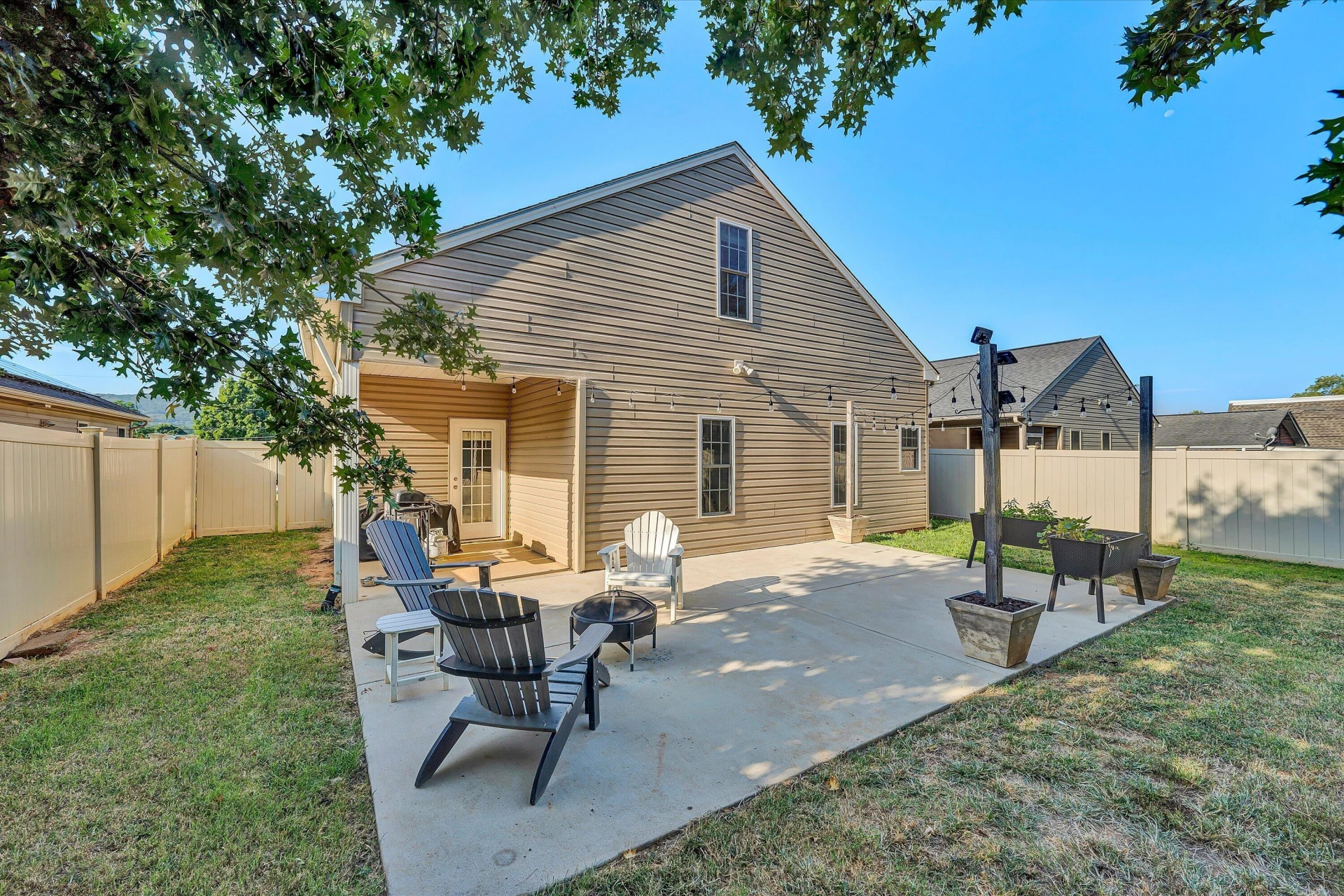 615 Moran AVE - Photo 29