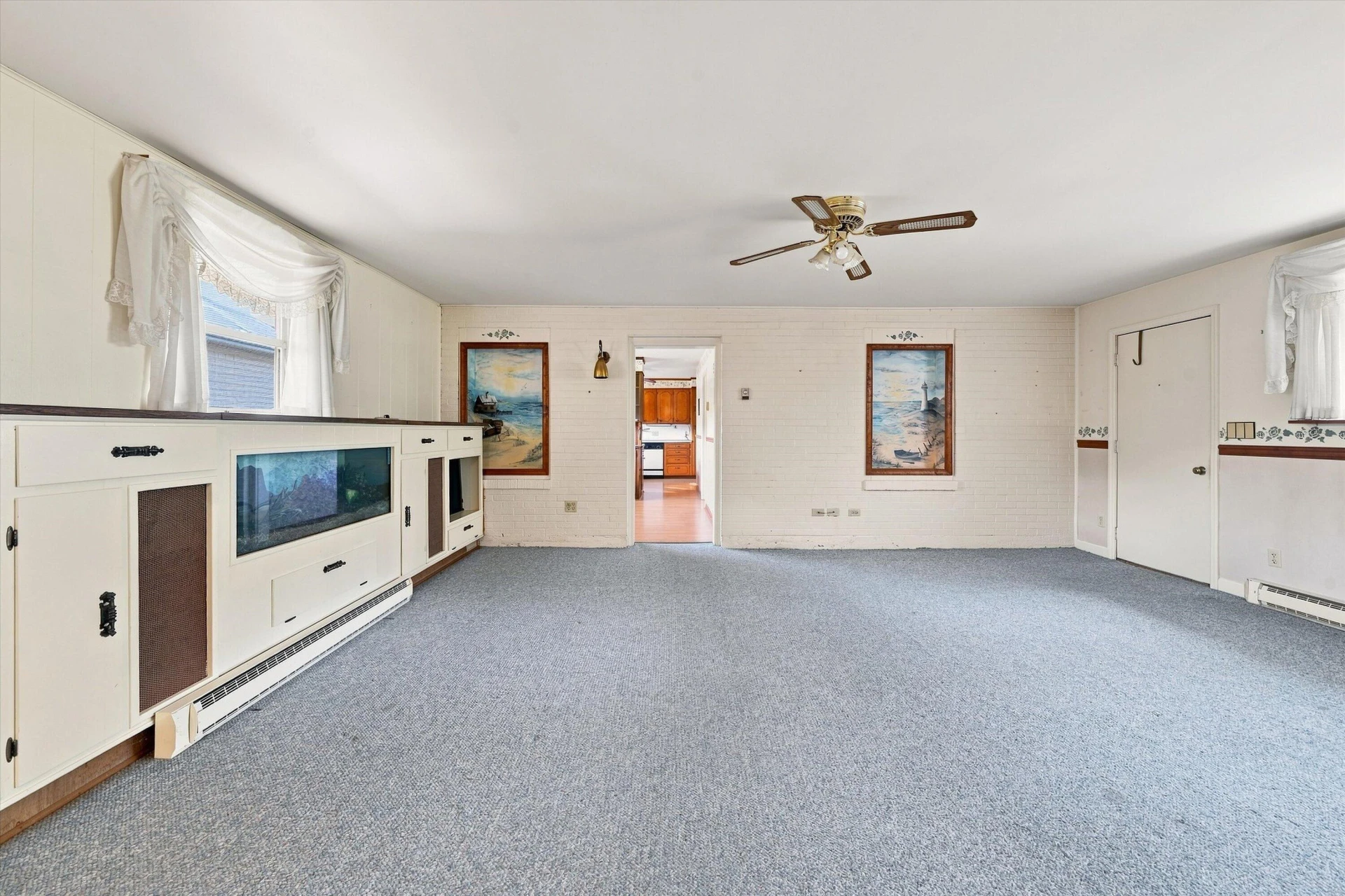 318 Rogers LN - Photo 10