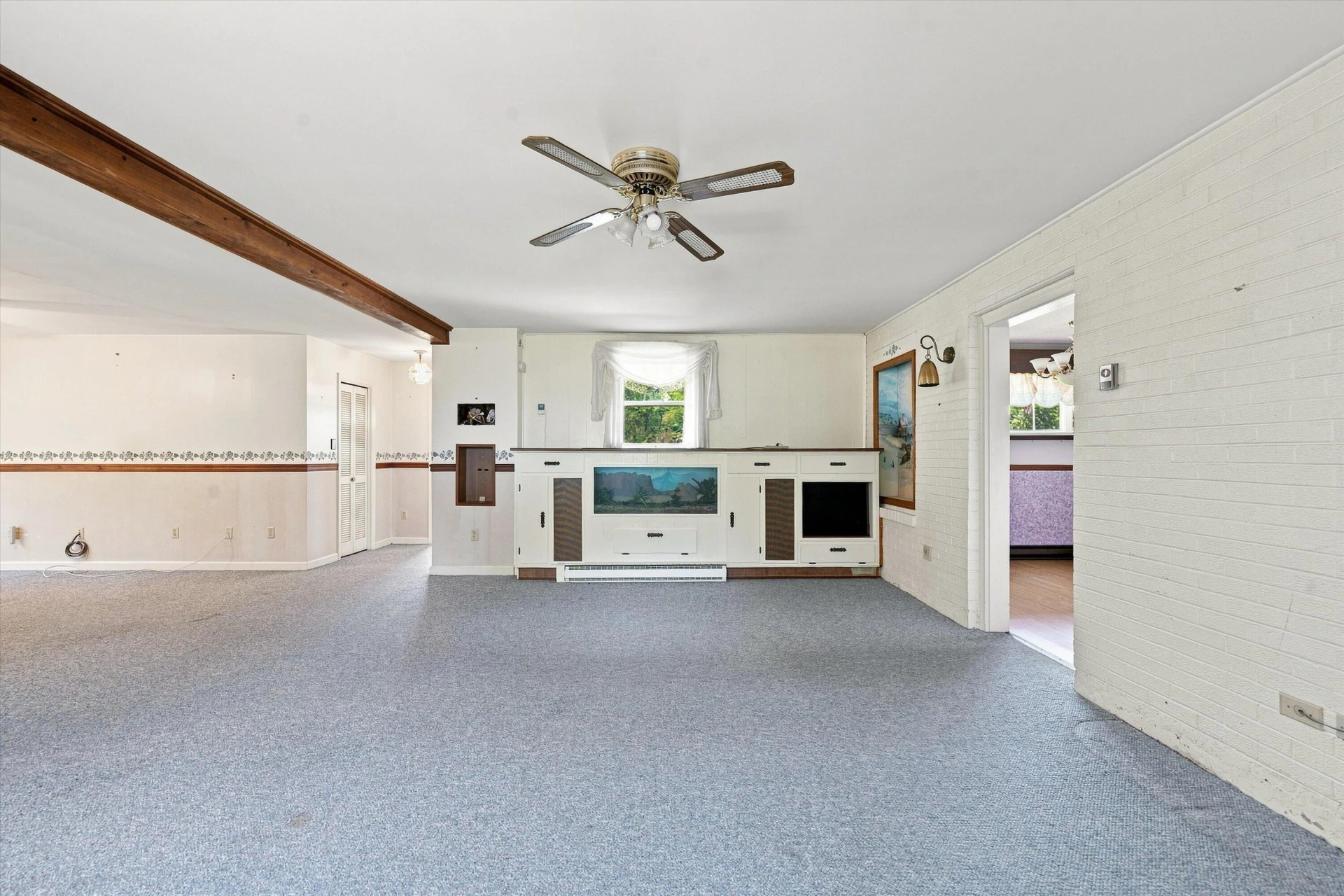 318 Rogers LN - Photo 12