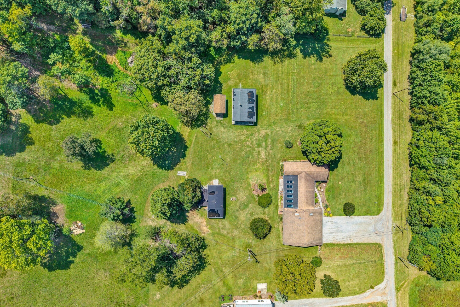 318 Rogers LN - Photo 29