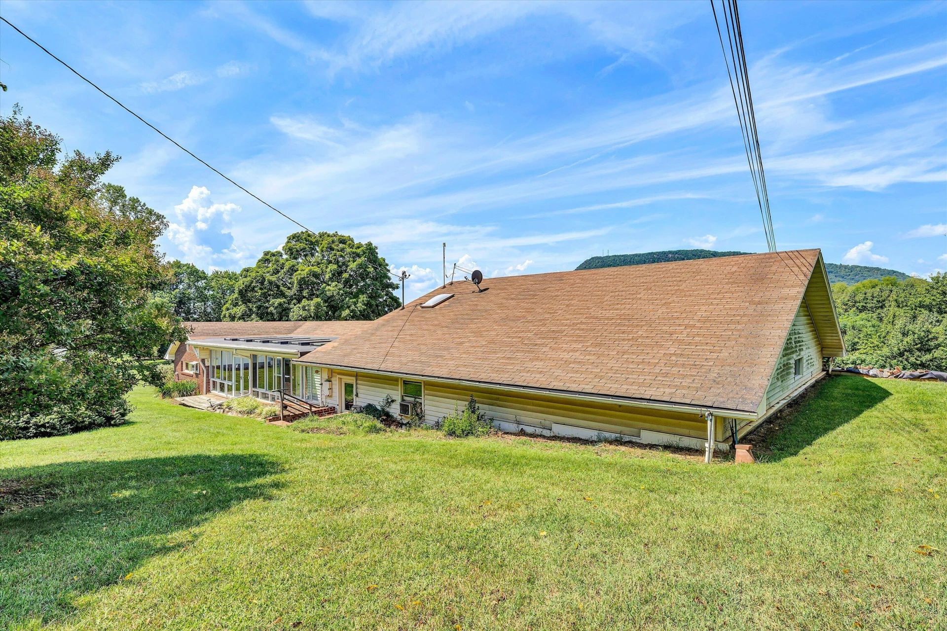 318 Rogers LN - Photo 46