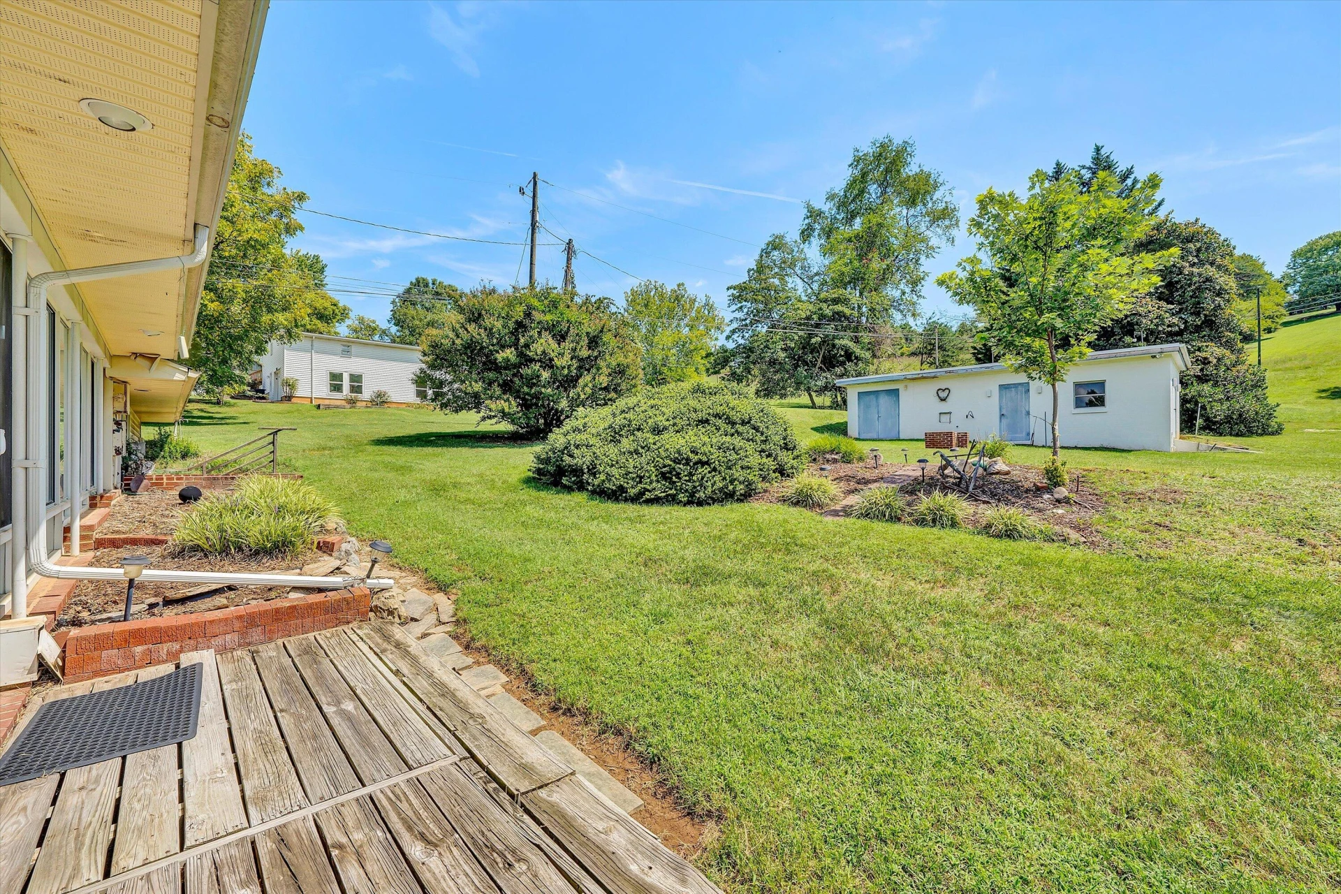 318 Rogers LN - Photo 48