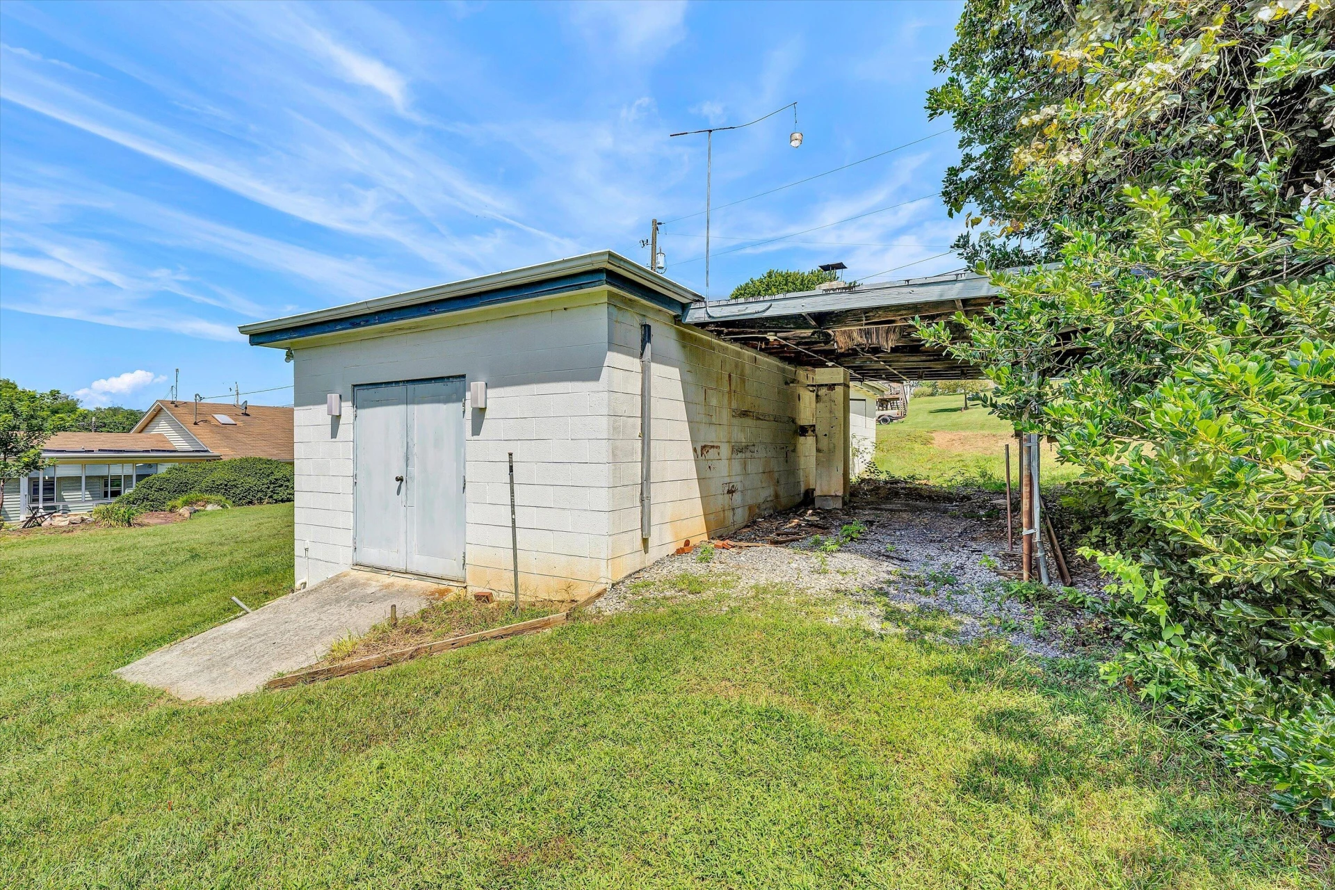 318 Rogers LN - Photo 50