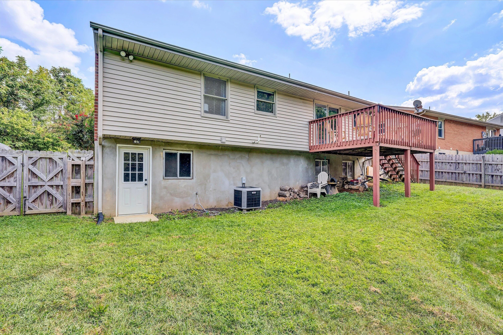 2720 Tulip LN - Photo 33