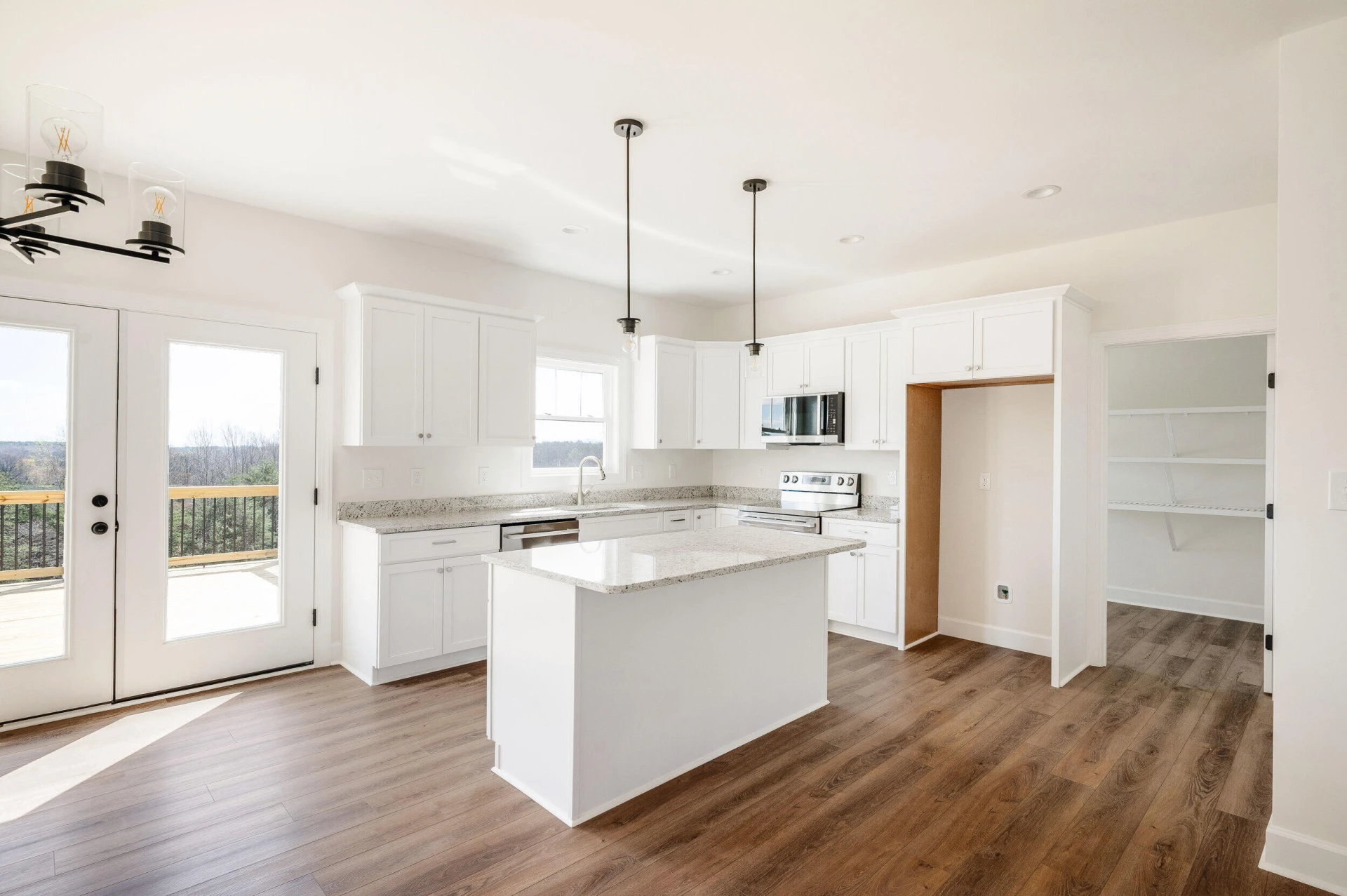 10606 Leesville RD - Photo 6