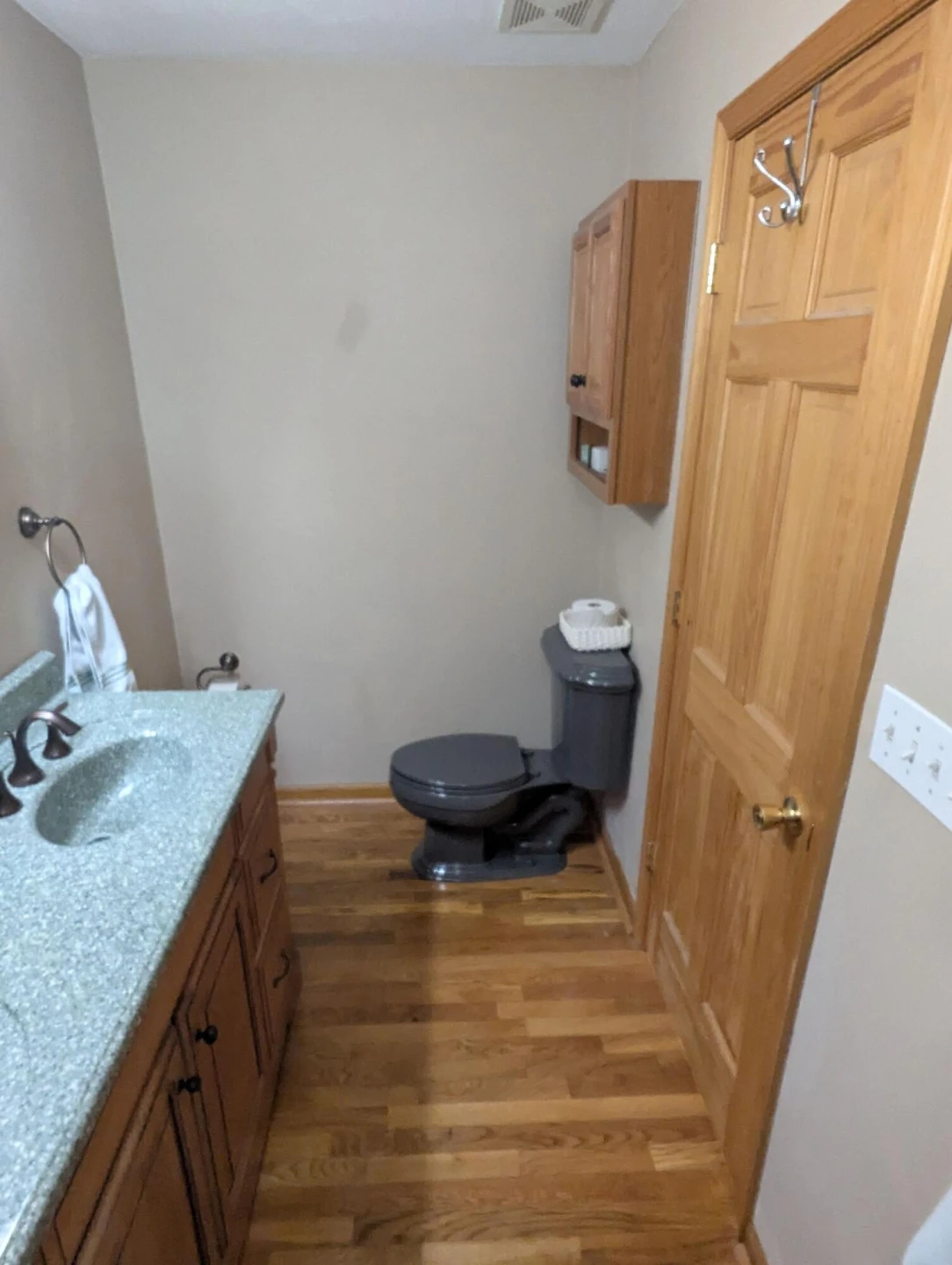1080 Floyd DR - Photo 10