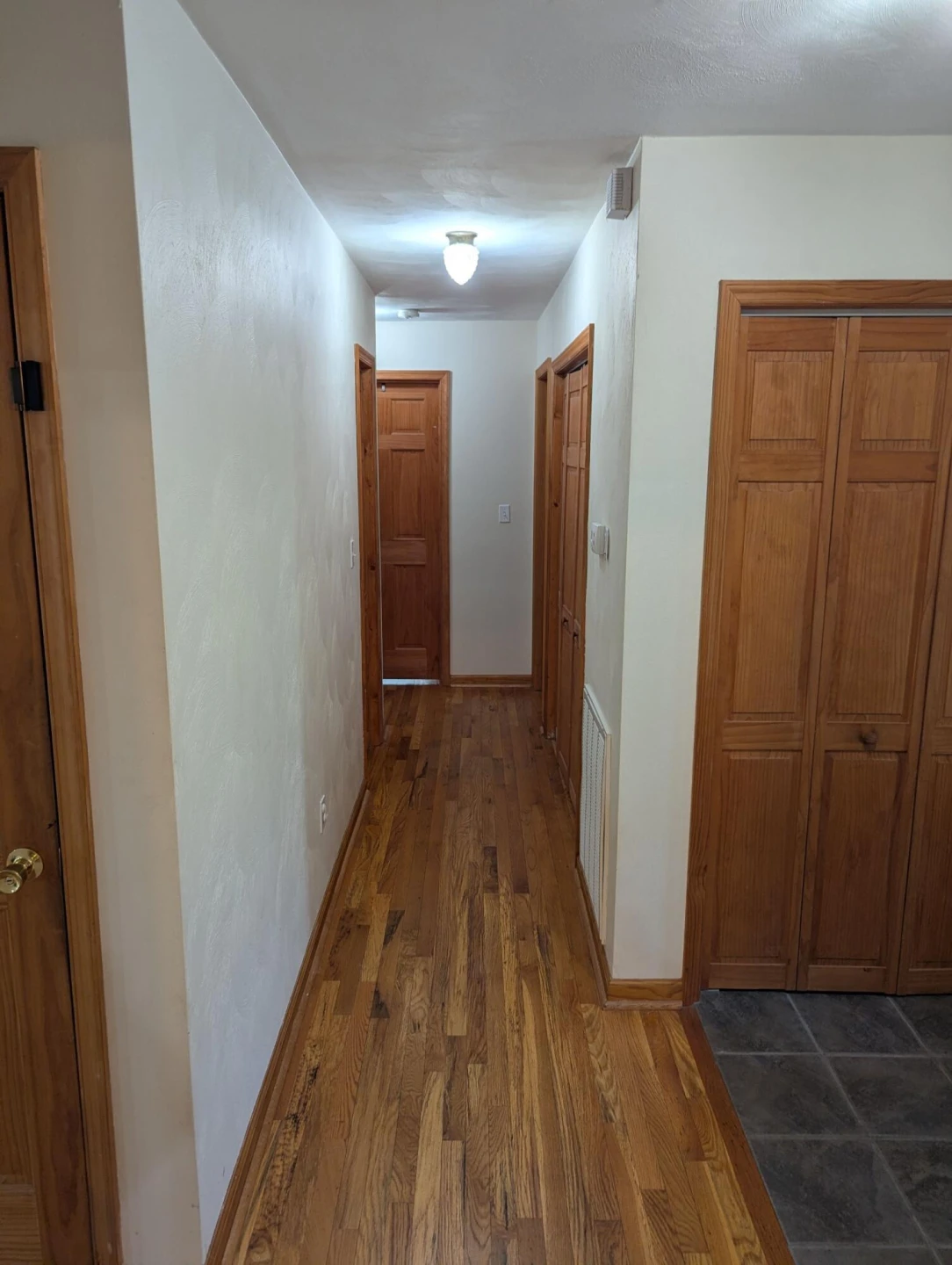 1080 Floyd DR - Photo 14